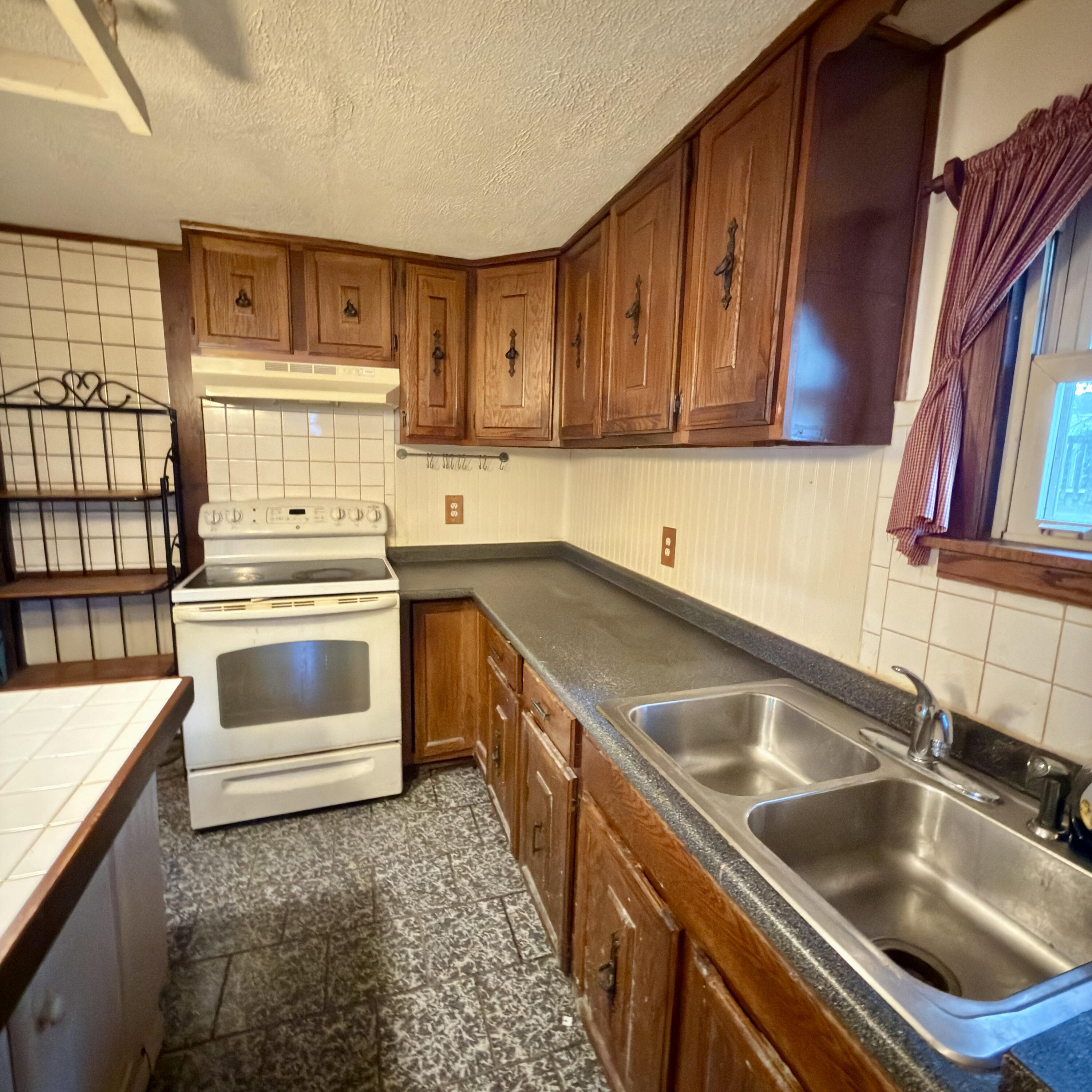 580 Ward, Urbana, Ohio 43078