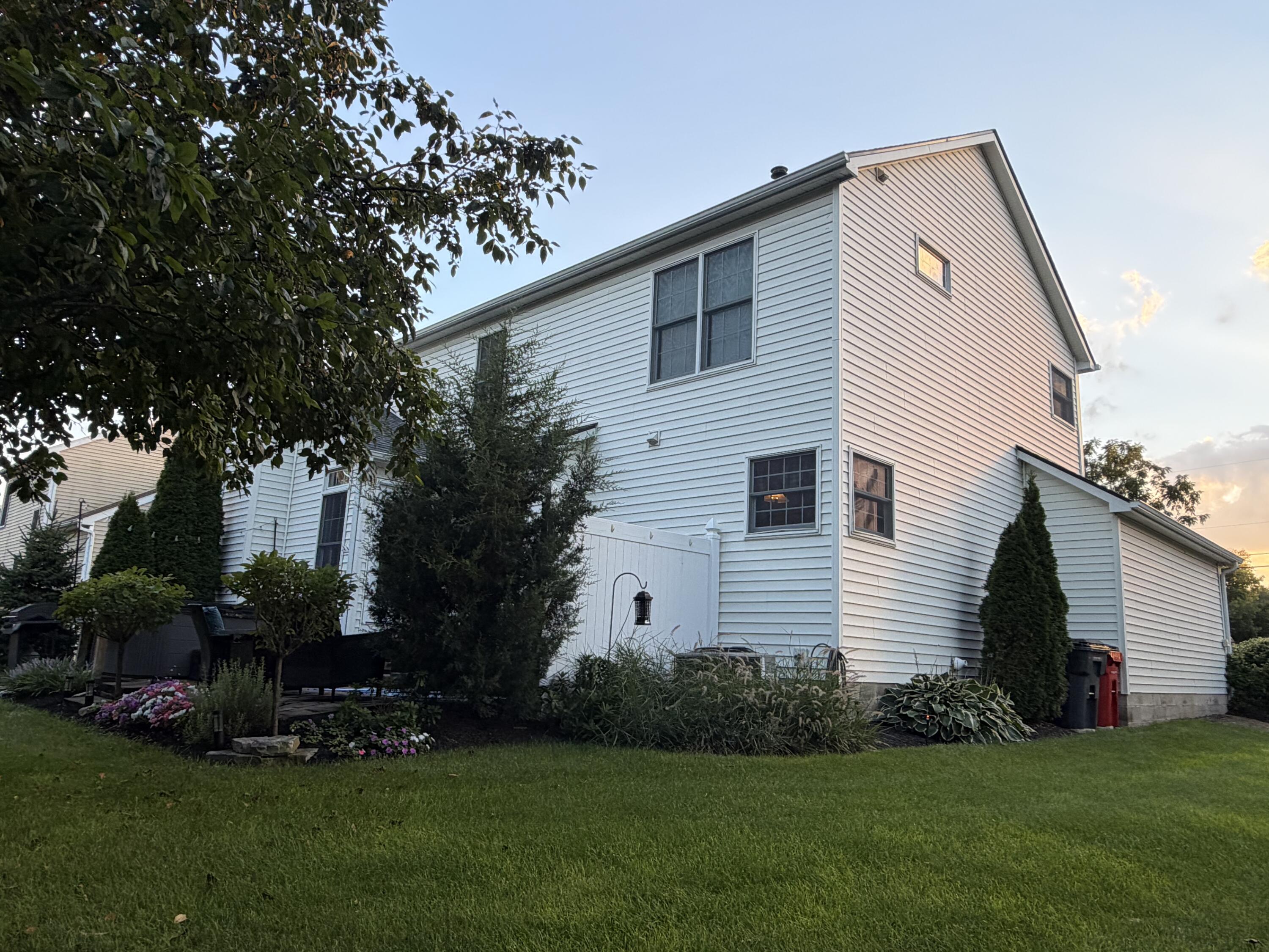 480 Hibbs, Lockbourne, Ohio 43137