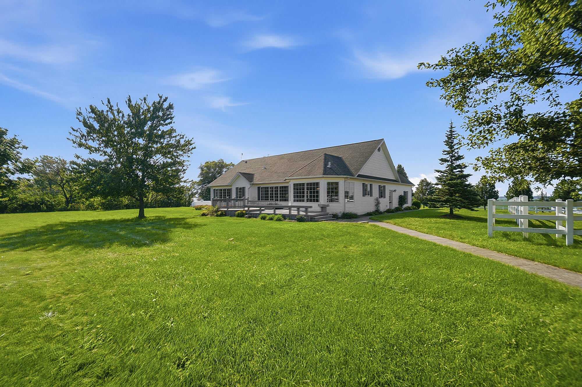 4747 Mcpheron, Lima, Ohio 45804