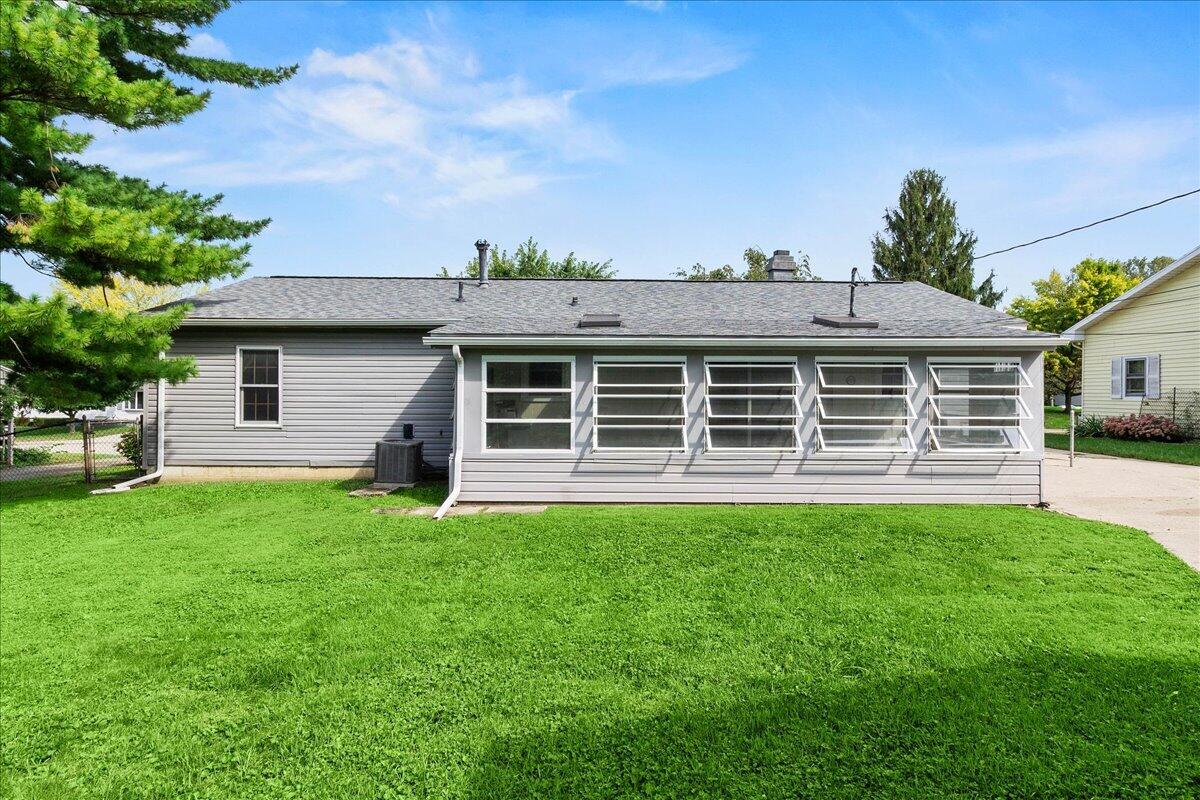 759 Mark, Urbana, Ohio 43078