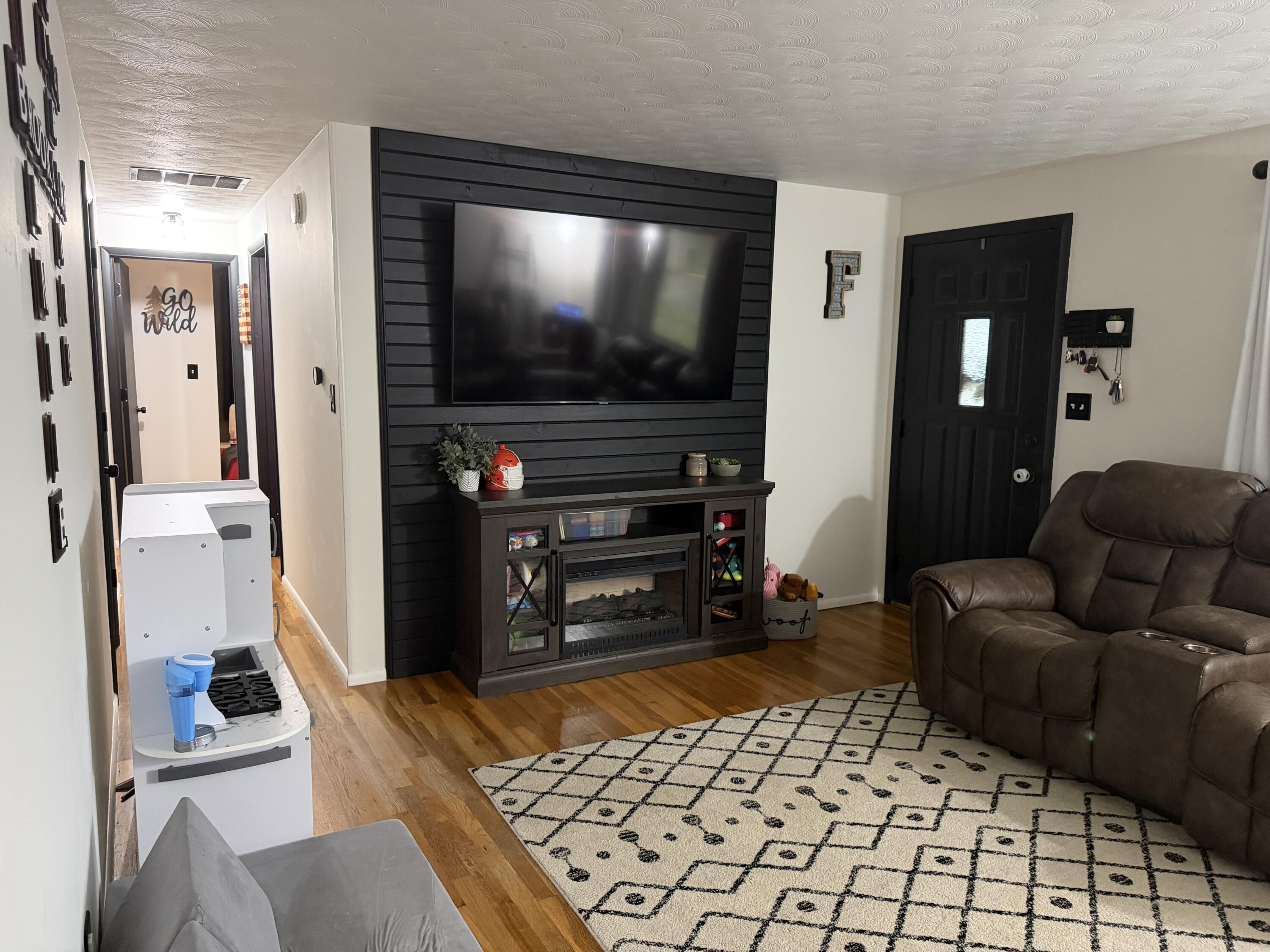 101 Larrel, West Milton, Ohio 45383