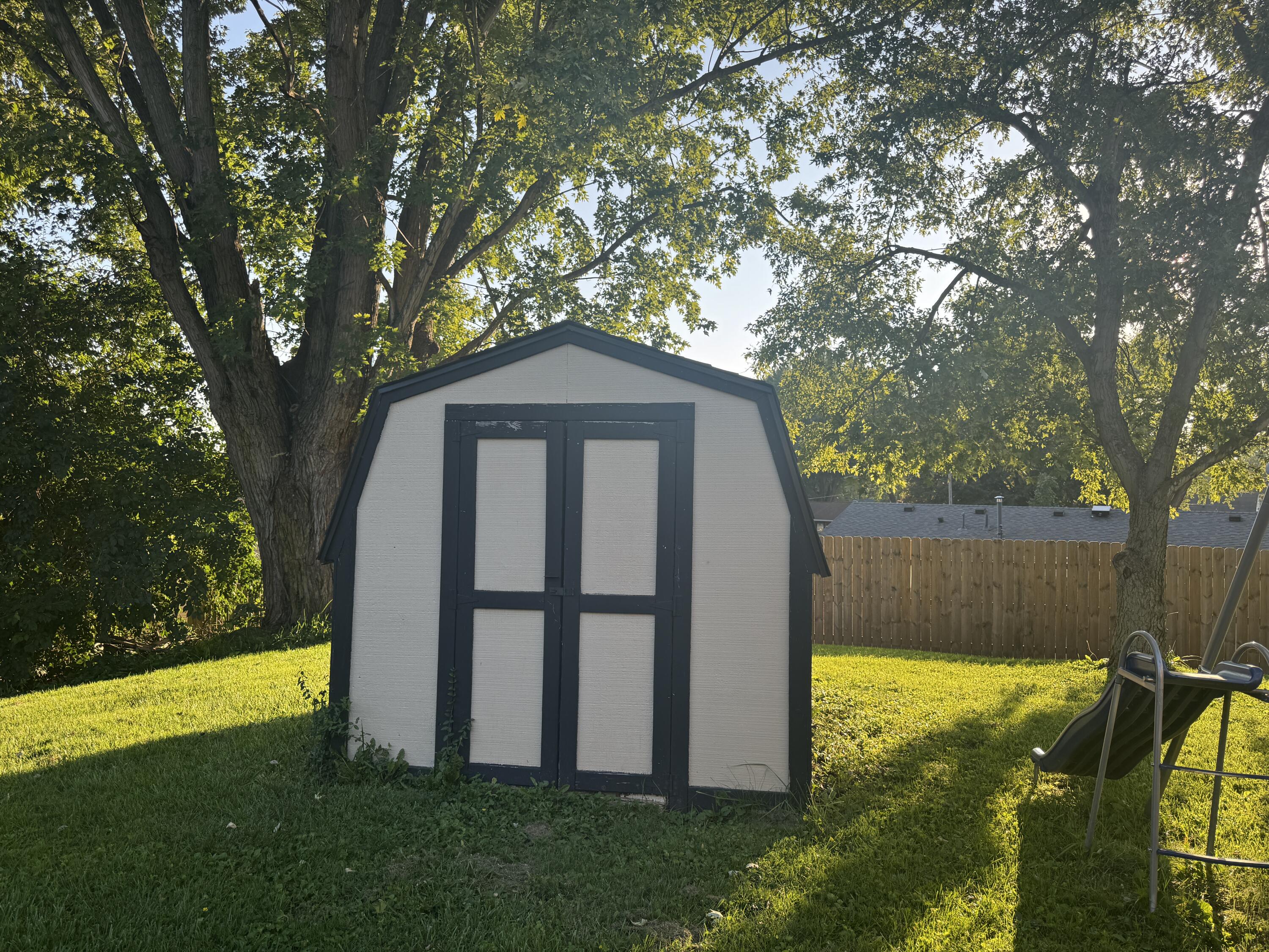 1305 Saratoga, Troy, Ohio 45373