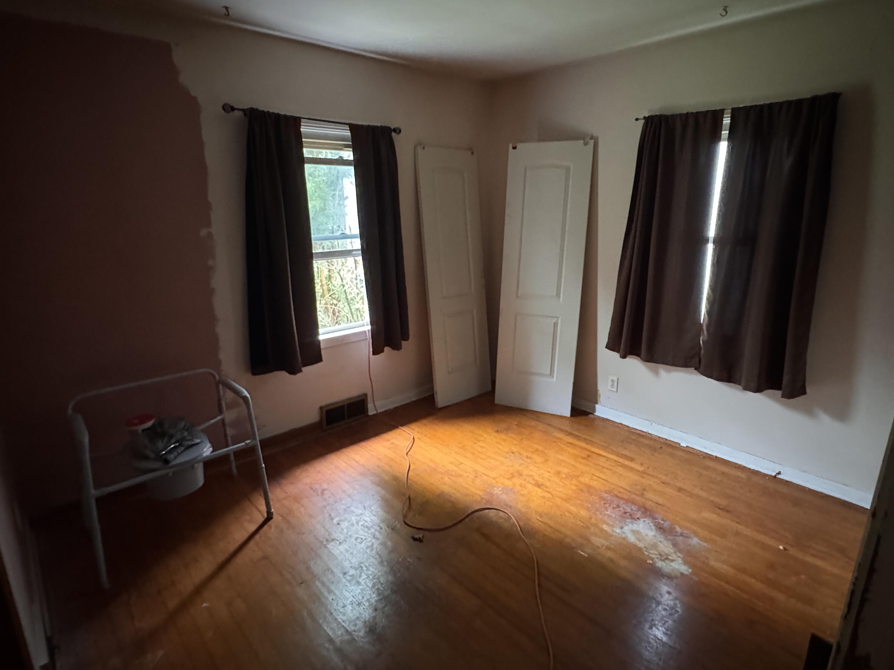 1742 Kenwood, Springfield, Ohio 45505