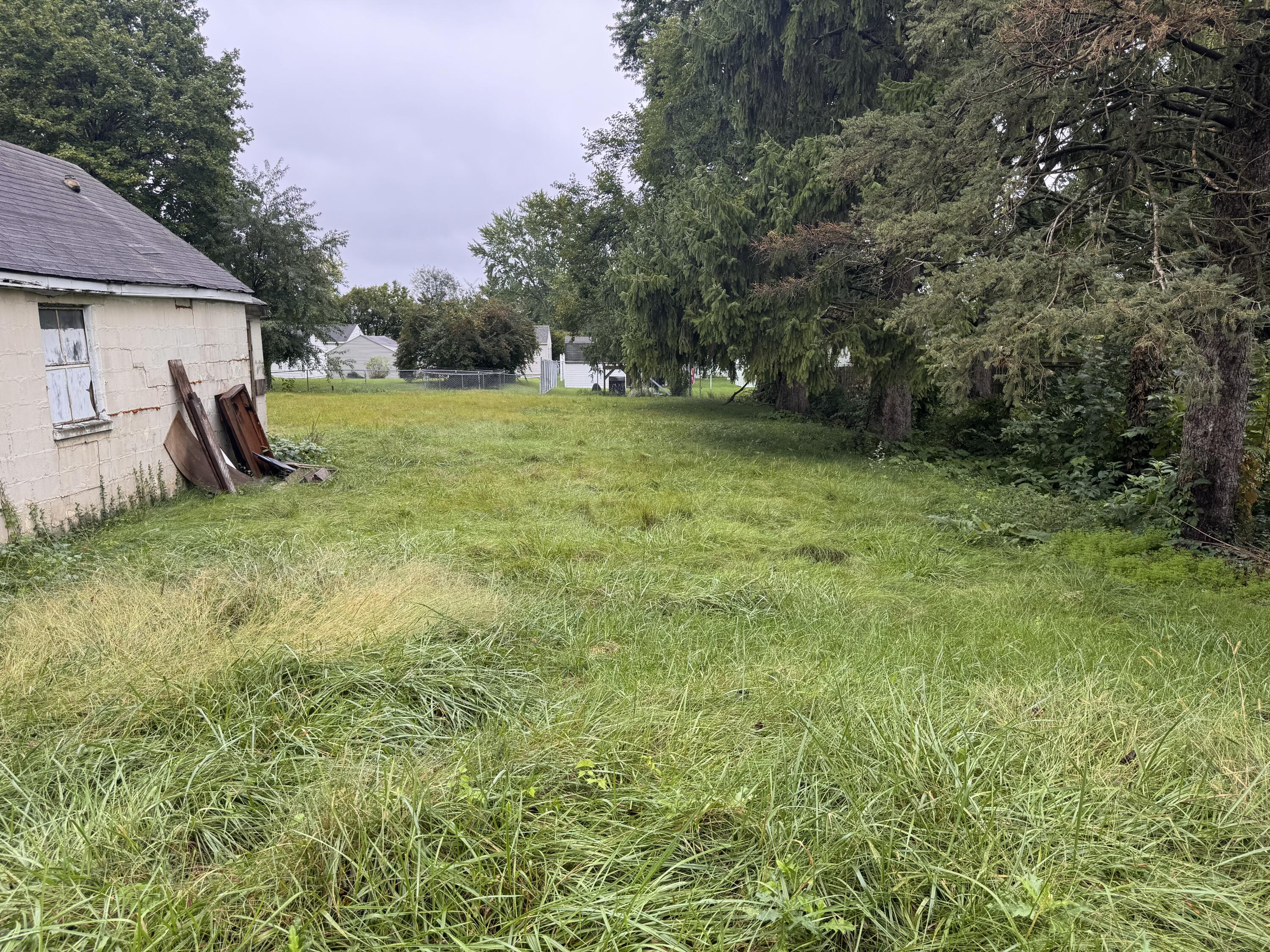 1742 Kenwood, Springfield, Ohio 45505
