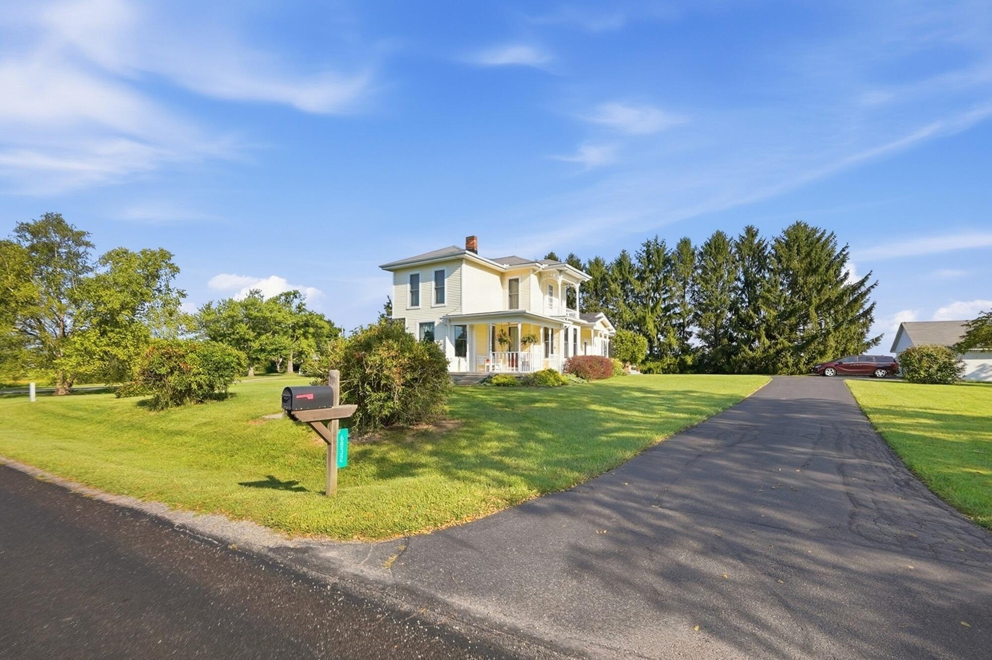 6832 Detrick Jordan, Springfield, Ohio 45502