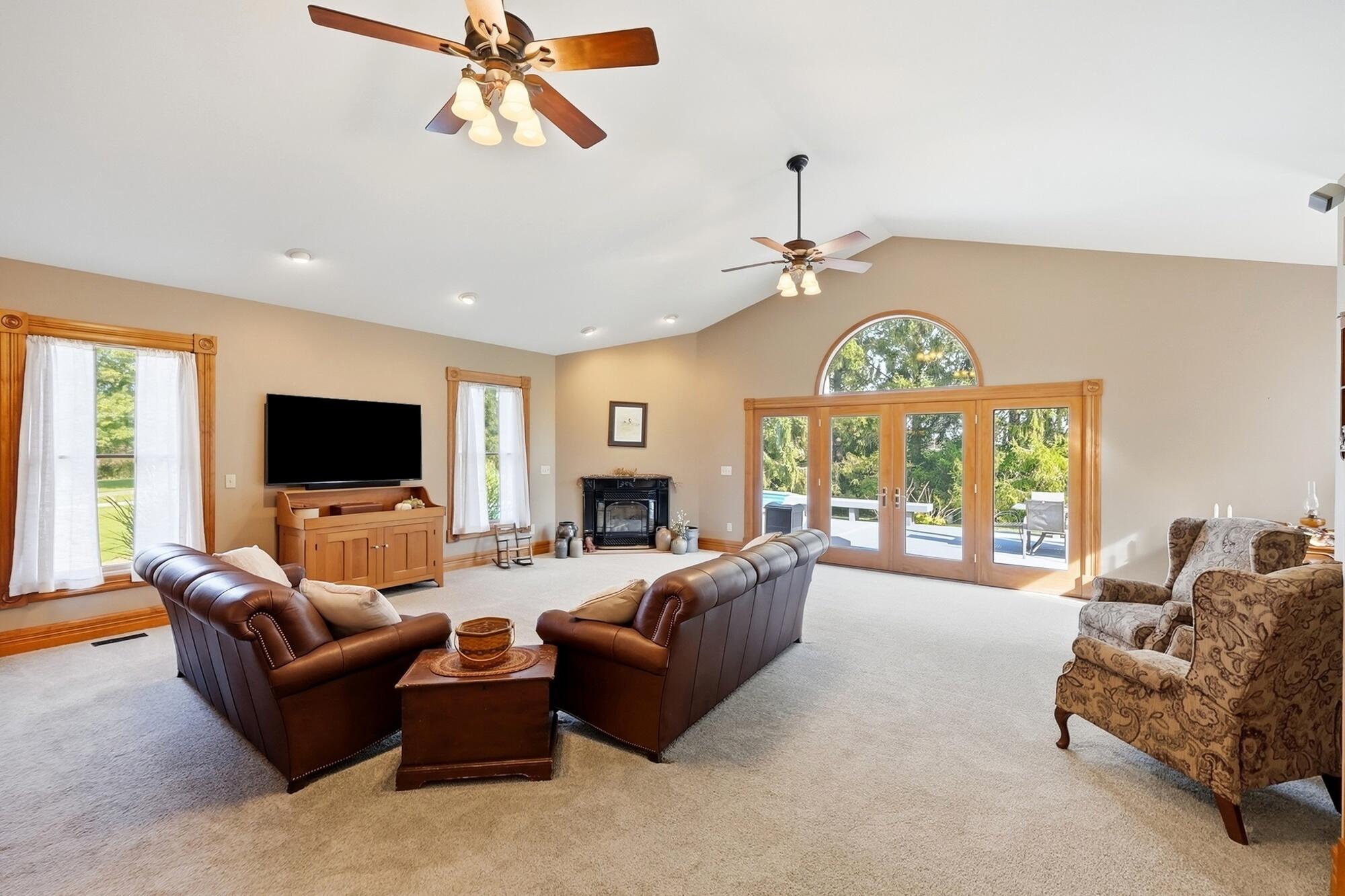 6832 Detrick Jordan, Springfield, Ohio 45502