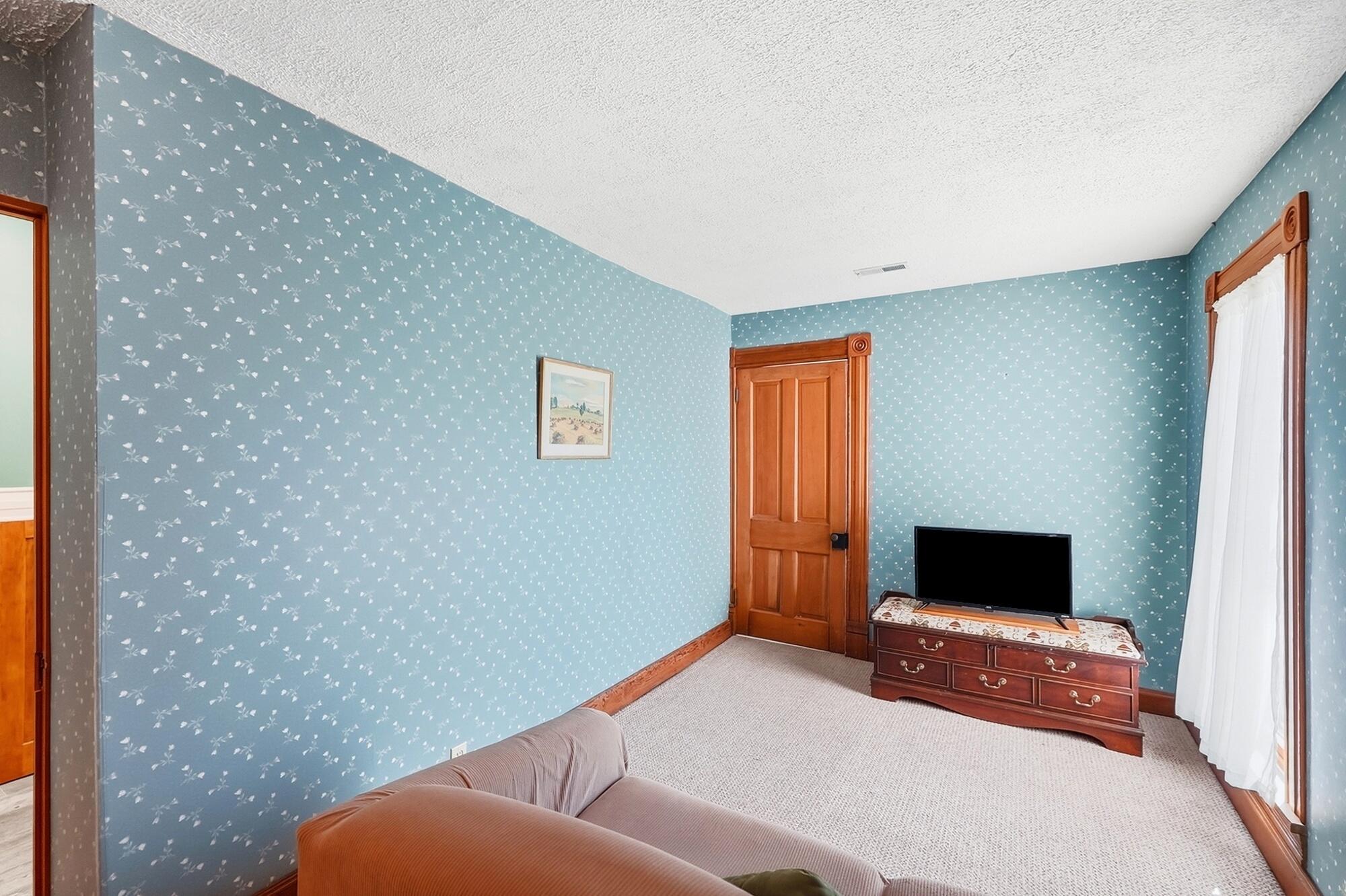 6832 Detrick Jordan, Springfield, Ohio 45502