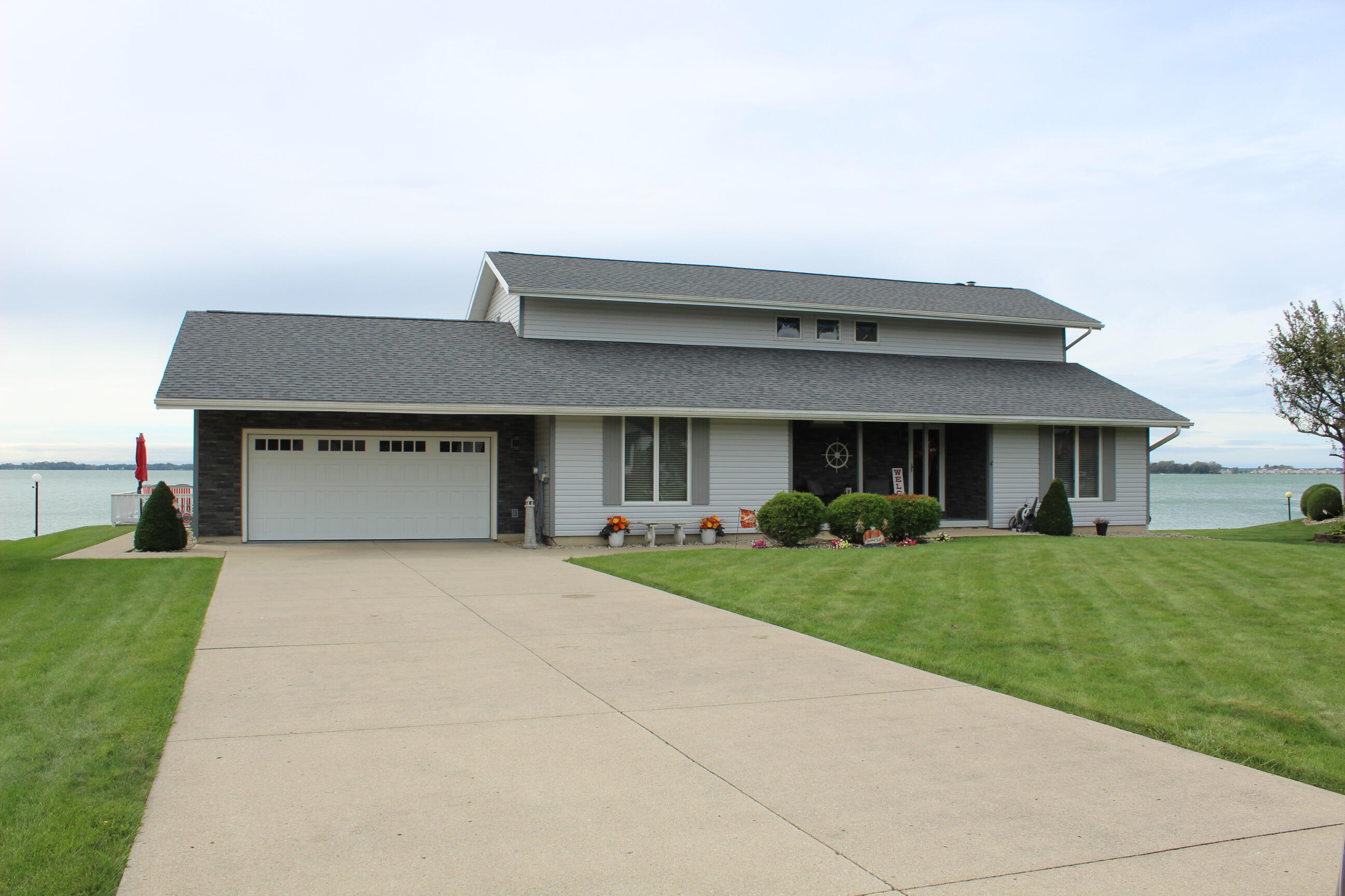 220 Mariner Point, Celina, Ohio 45822