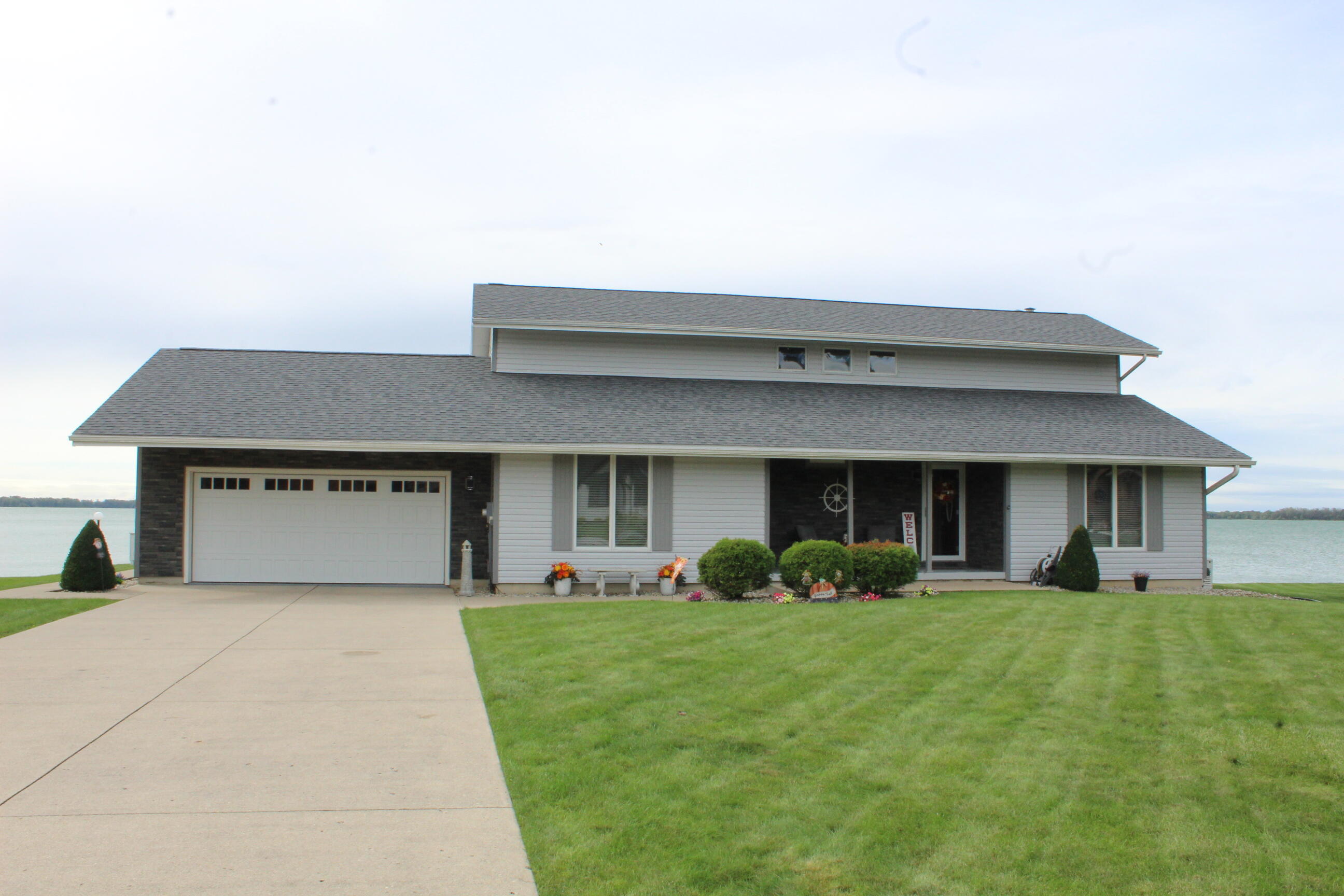 220 Mariner Point, Celina, Ohio 45822
