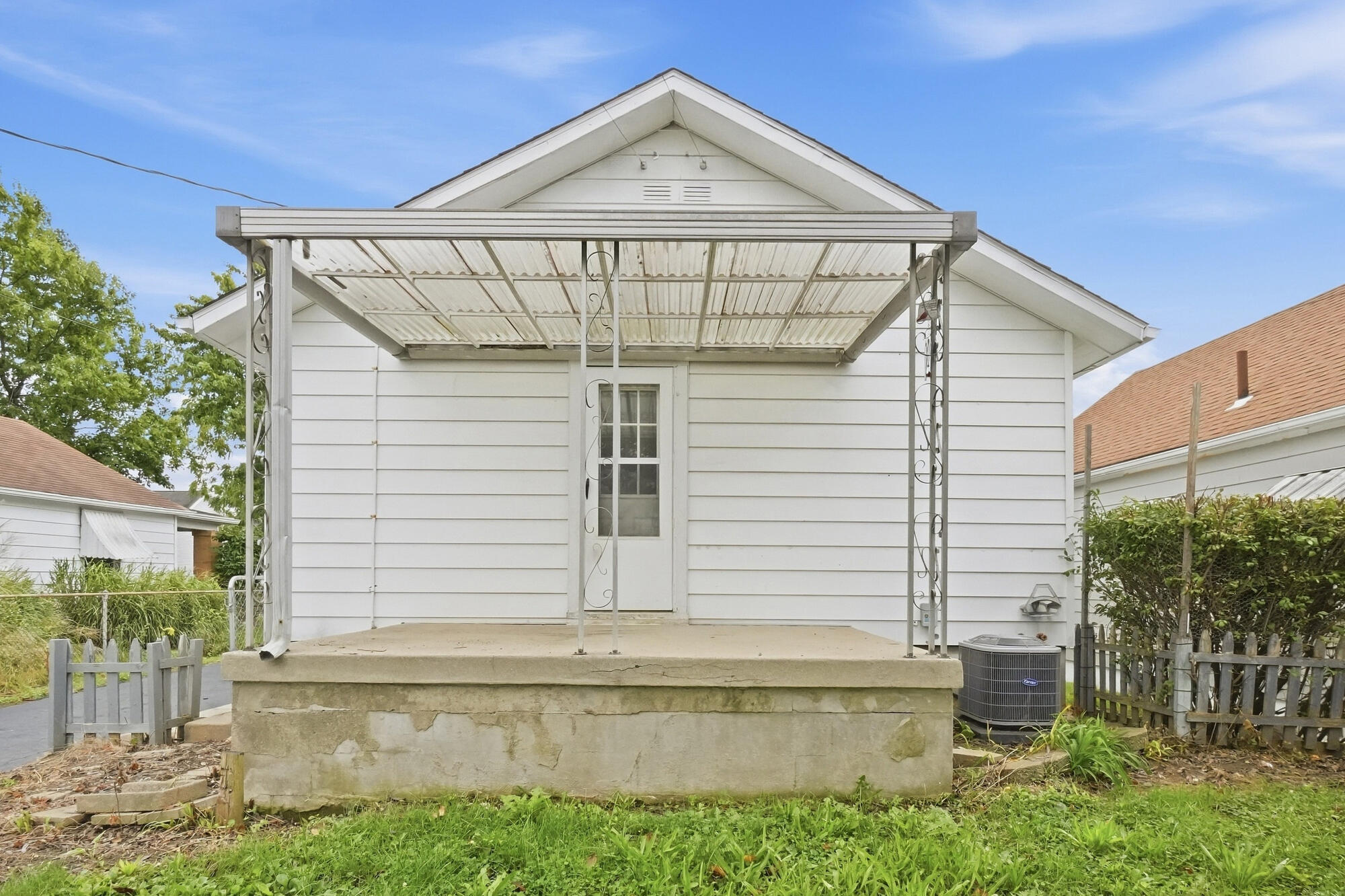 1017 Weng, Dayton, Ohio 45420