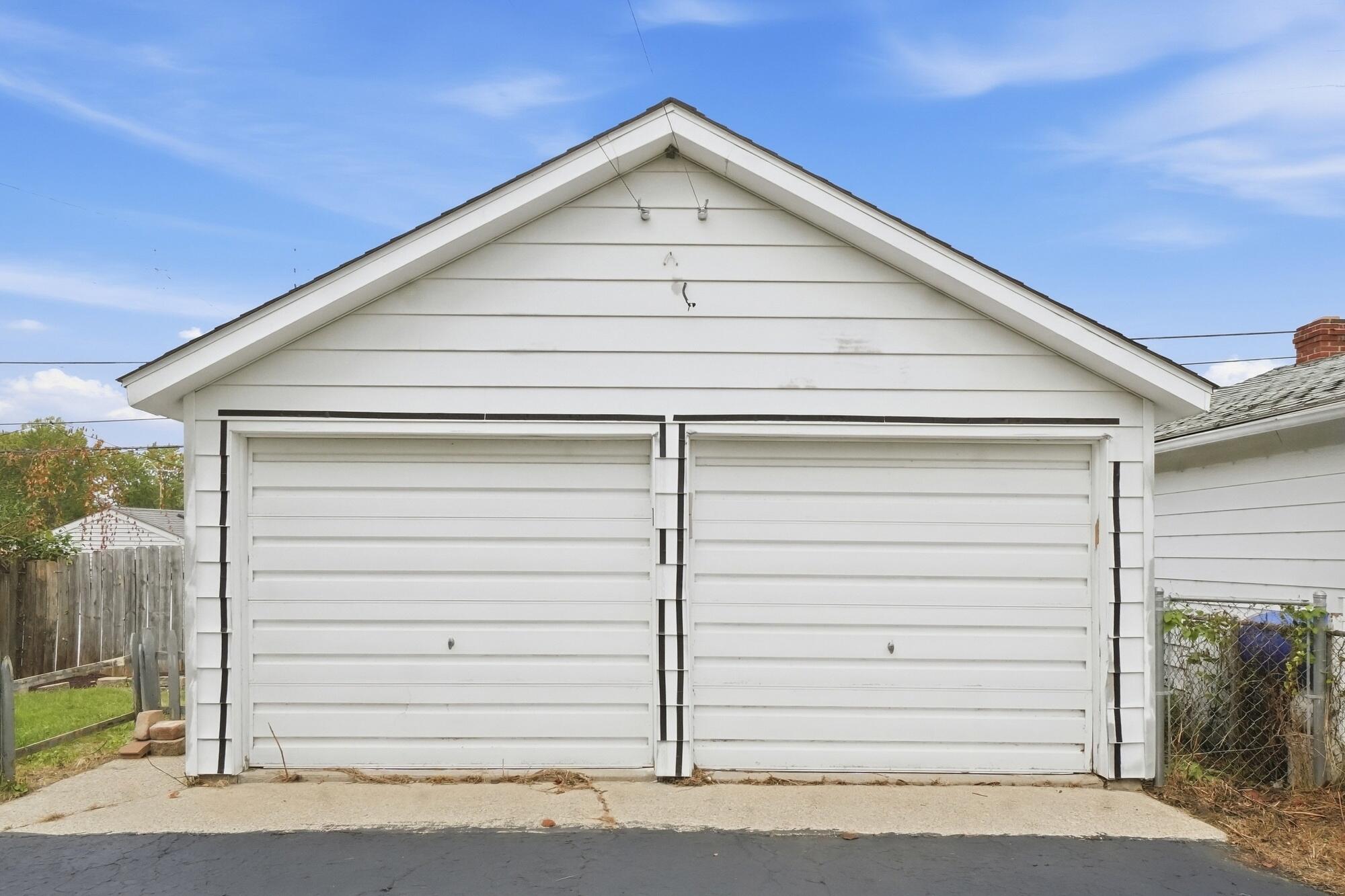 1017 Weng, Dayton, Ohio 45420