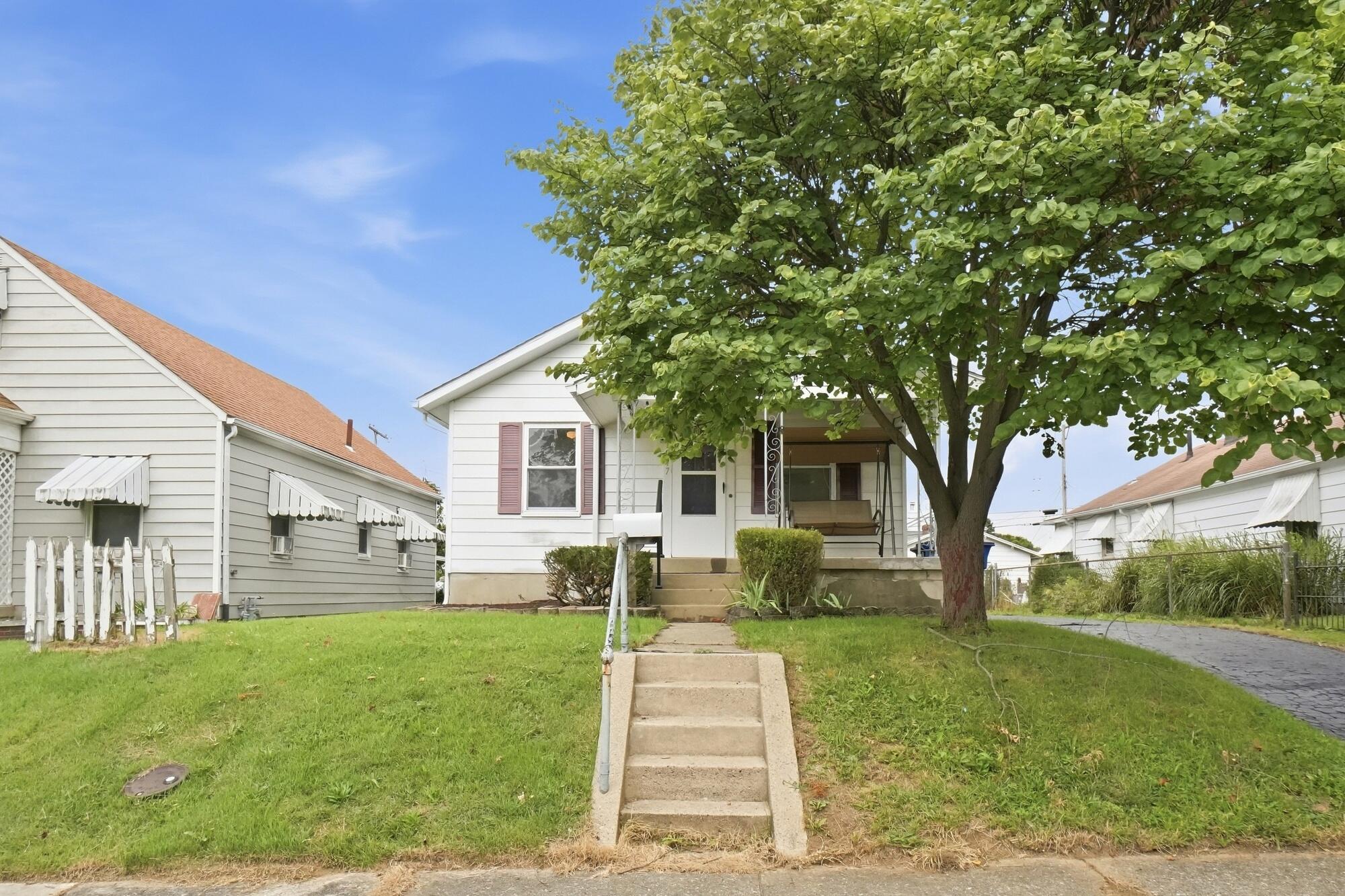 1017 Weng, Dayton, Ohio 45420