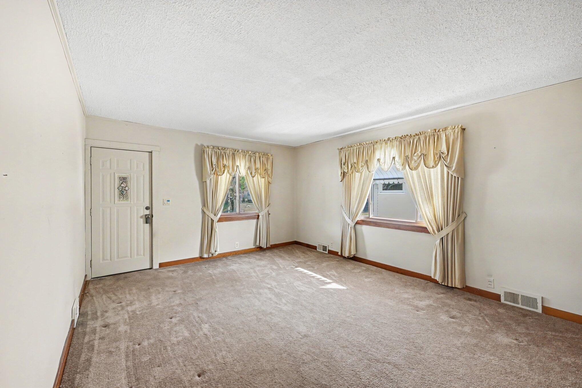 117 Hill, Pleasant Hill, Ohio 45359