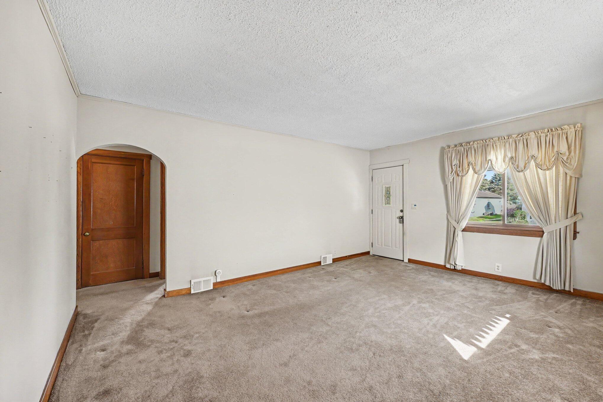117 Hill, Pleasant Hill, Ohio 45359