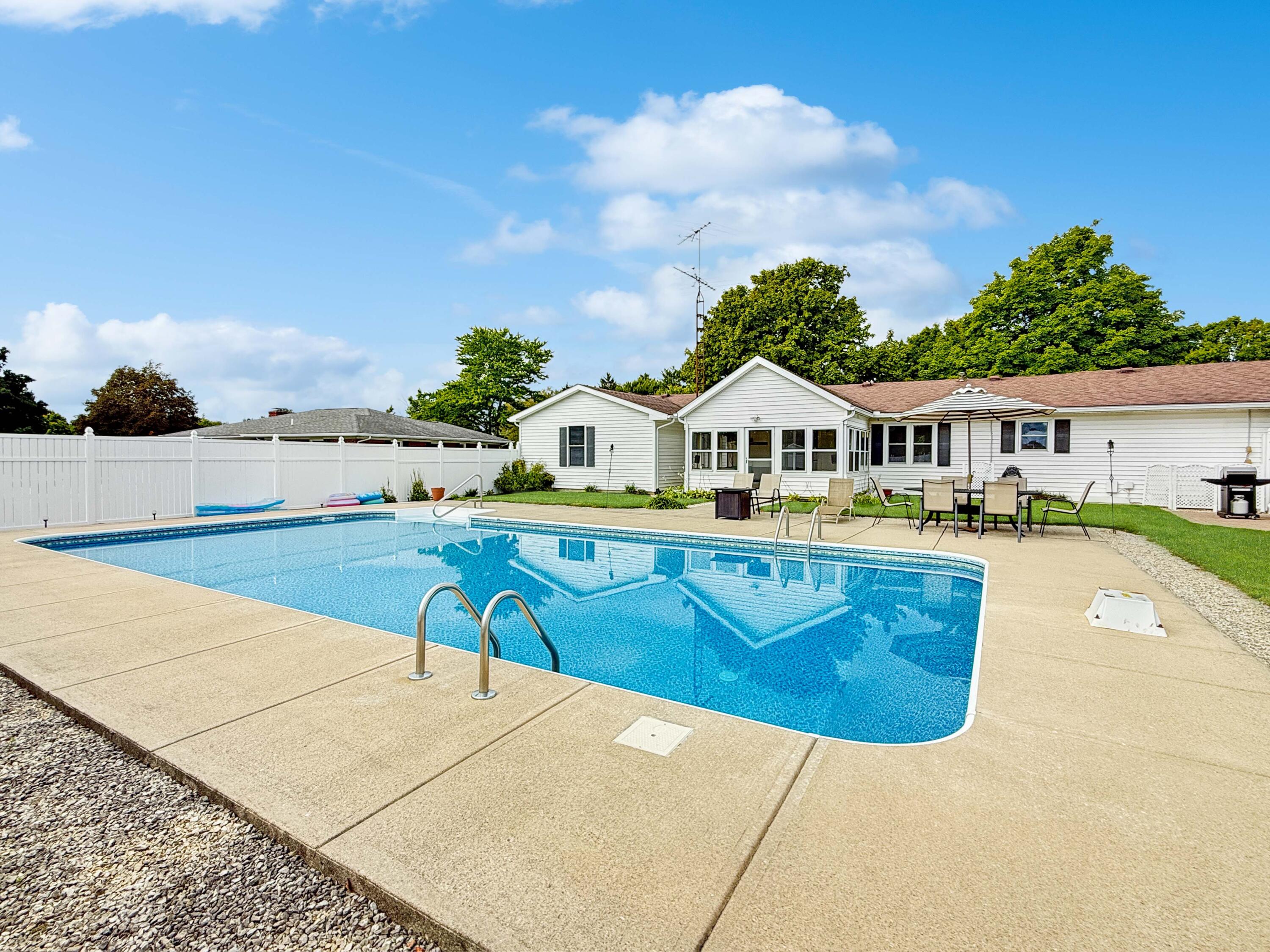 121 New Haven, Urbana, Ohio 43078
