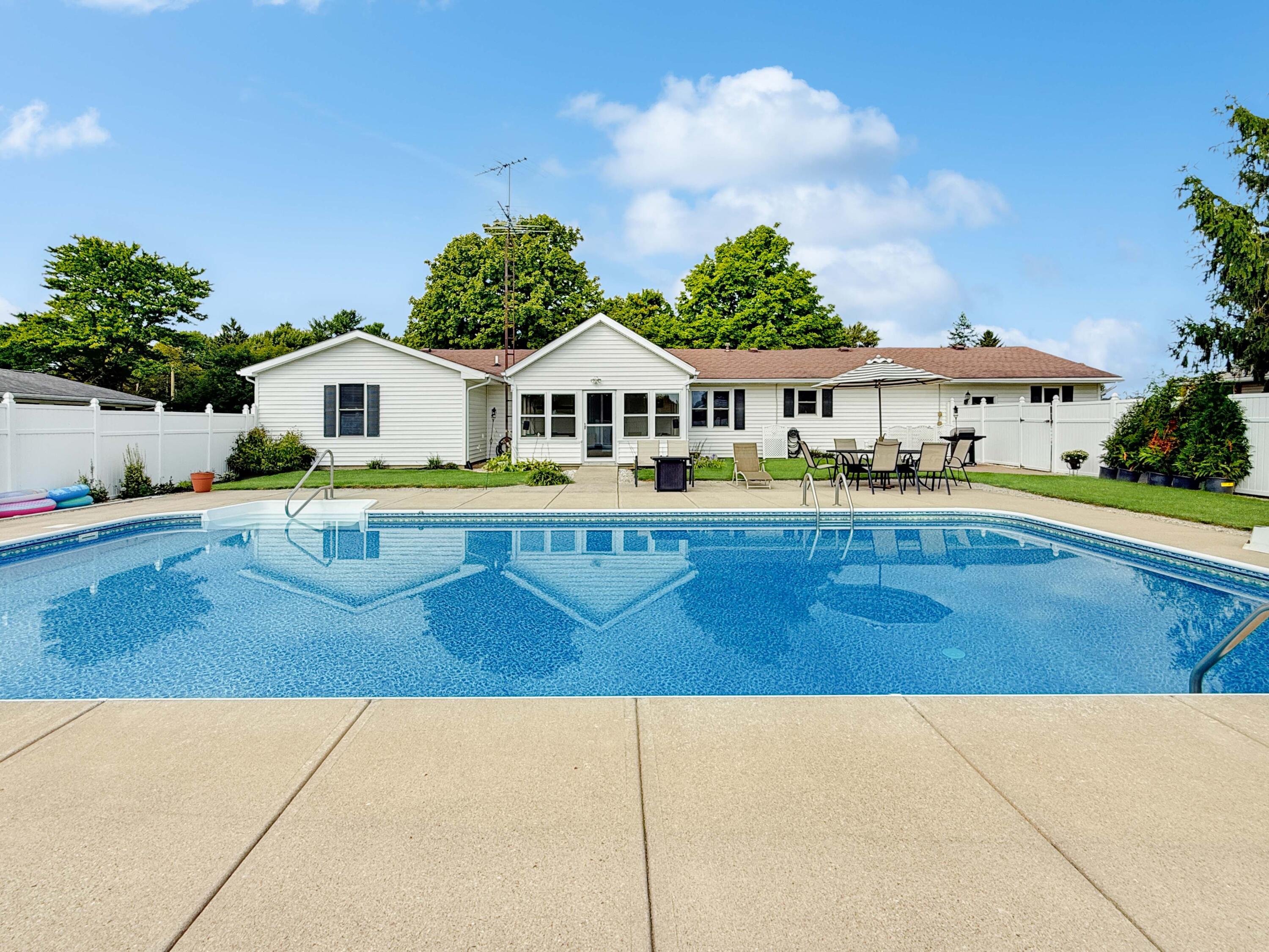 121 New Haven, Urbana, Ohio 43078