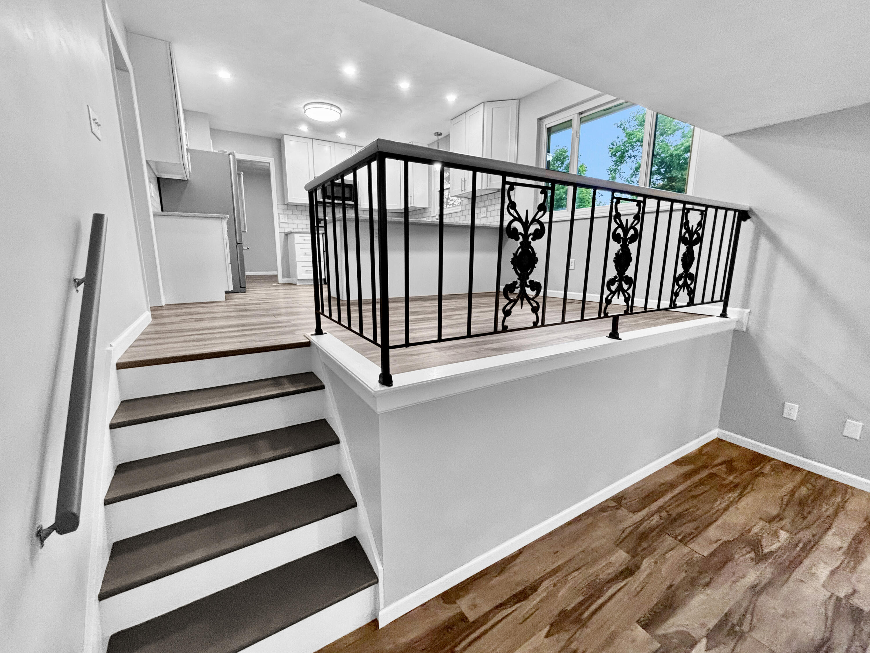 6800 Curtwood, Tipp City, Ohio 45371