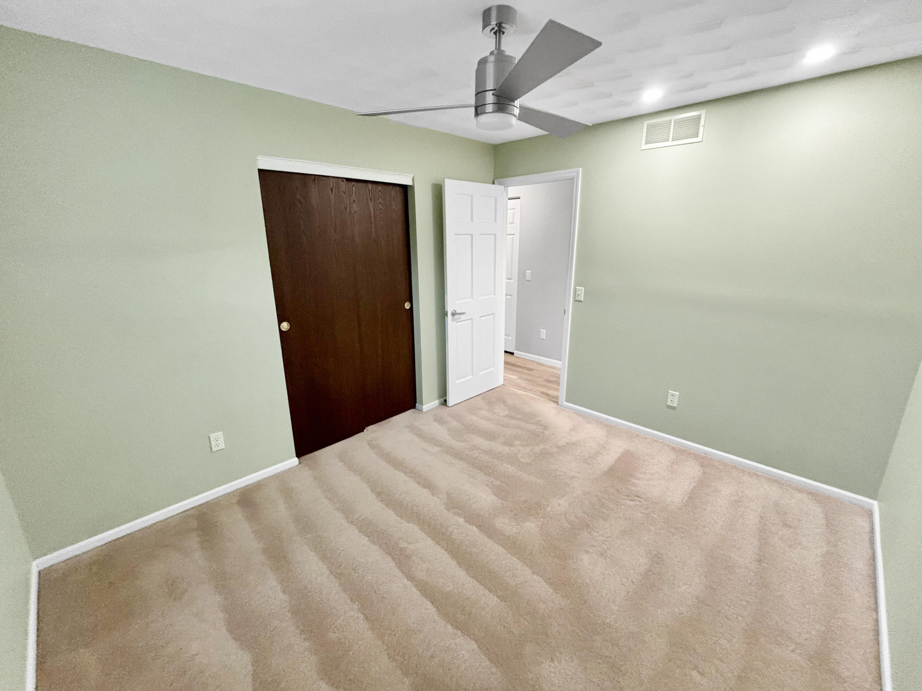 6800 Curtwood, Tipp City, Ohio 45371