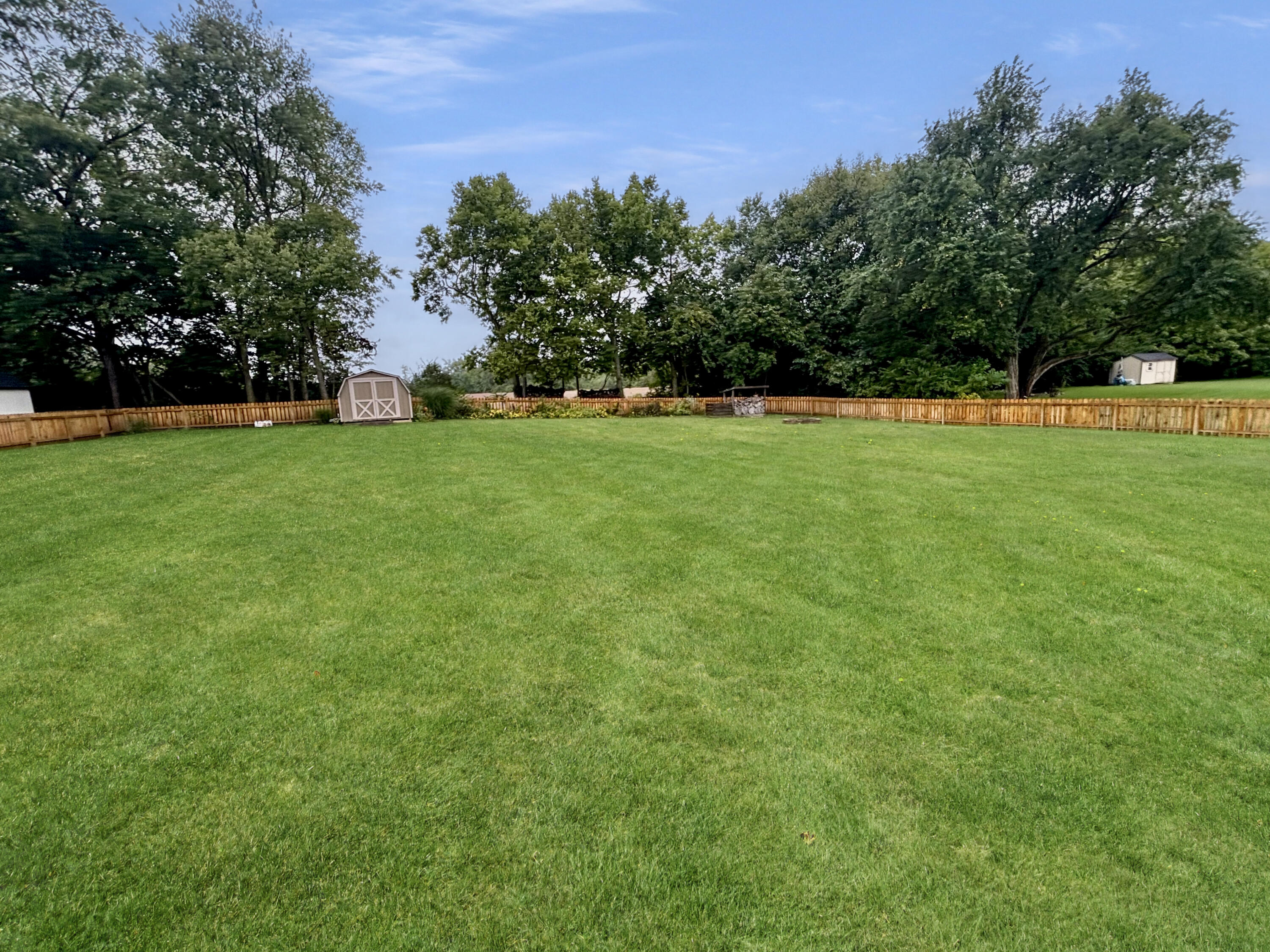 6800 Curtwood, Tipp City, Ohio 45371