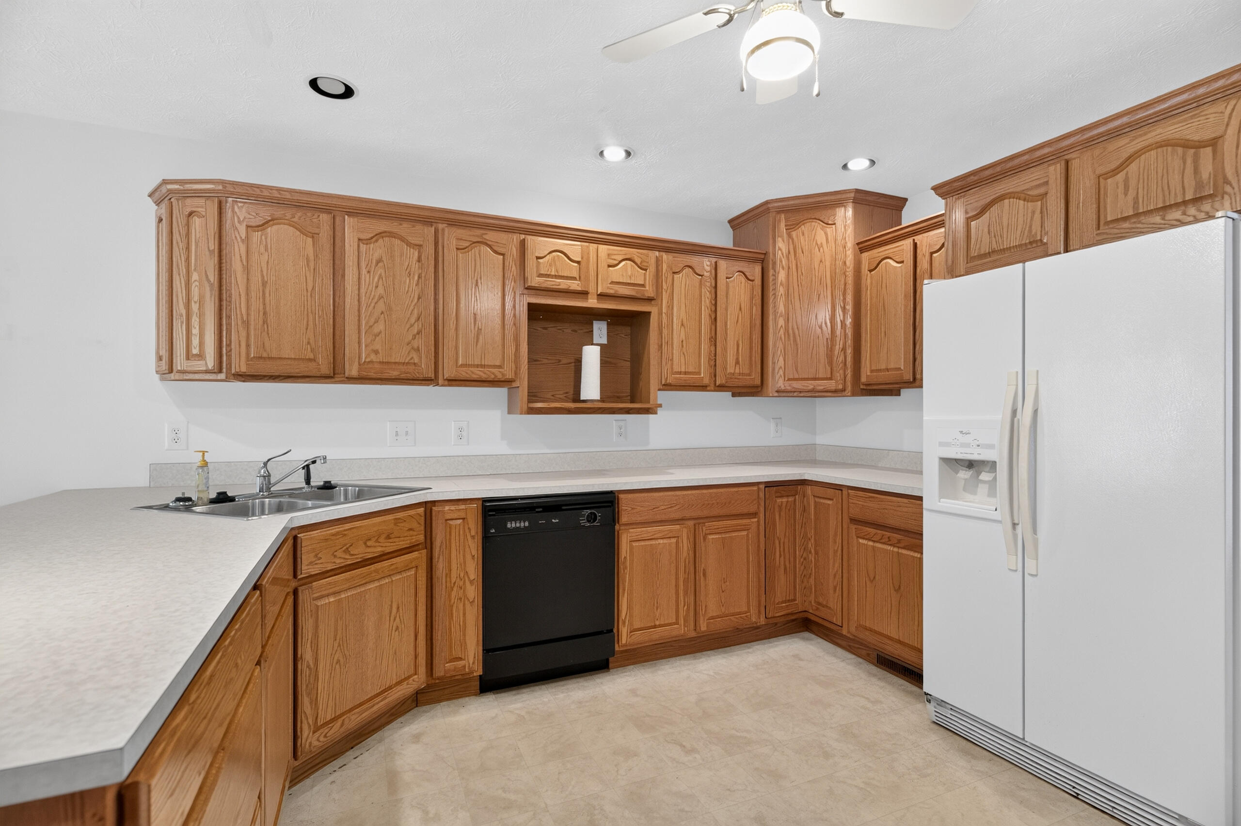 2444 Savanna, Sidney, Ohio 45365