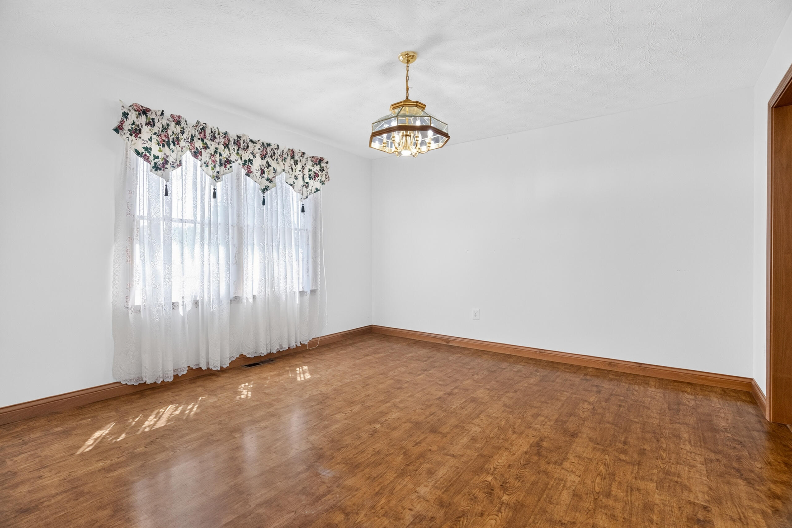 2444 Savanna, Sidney, Ohio 45365