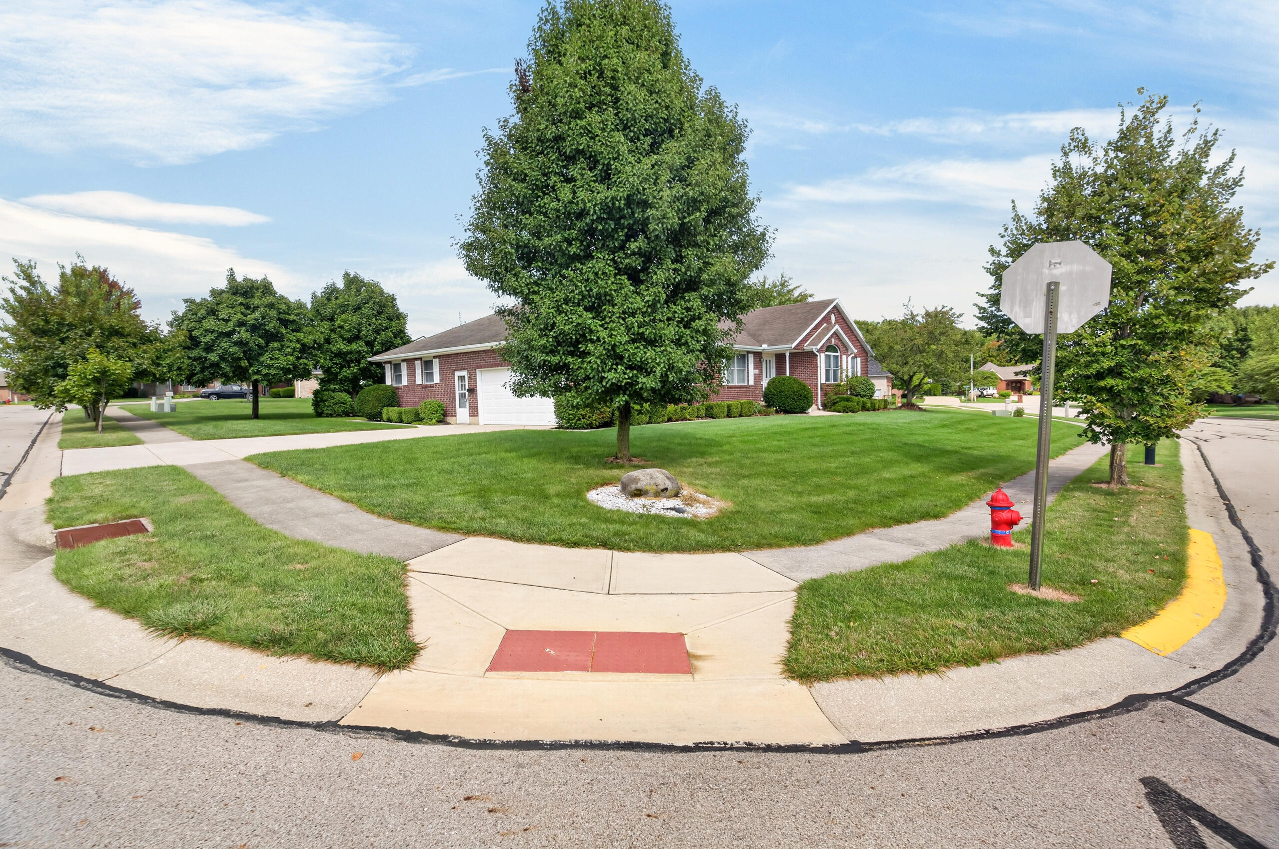 2444 Savanna, Sidney, Ohio 45365