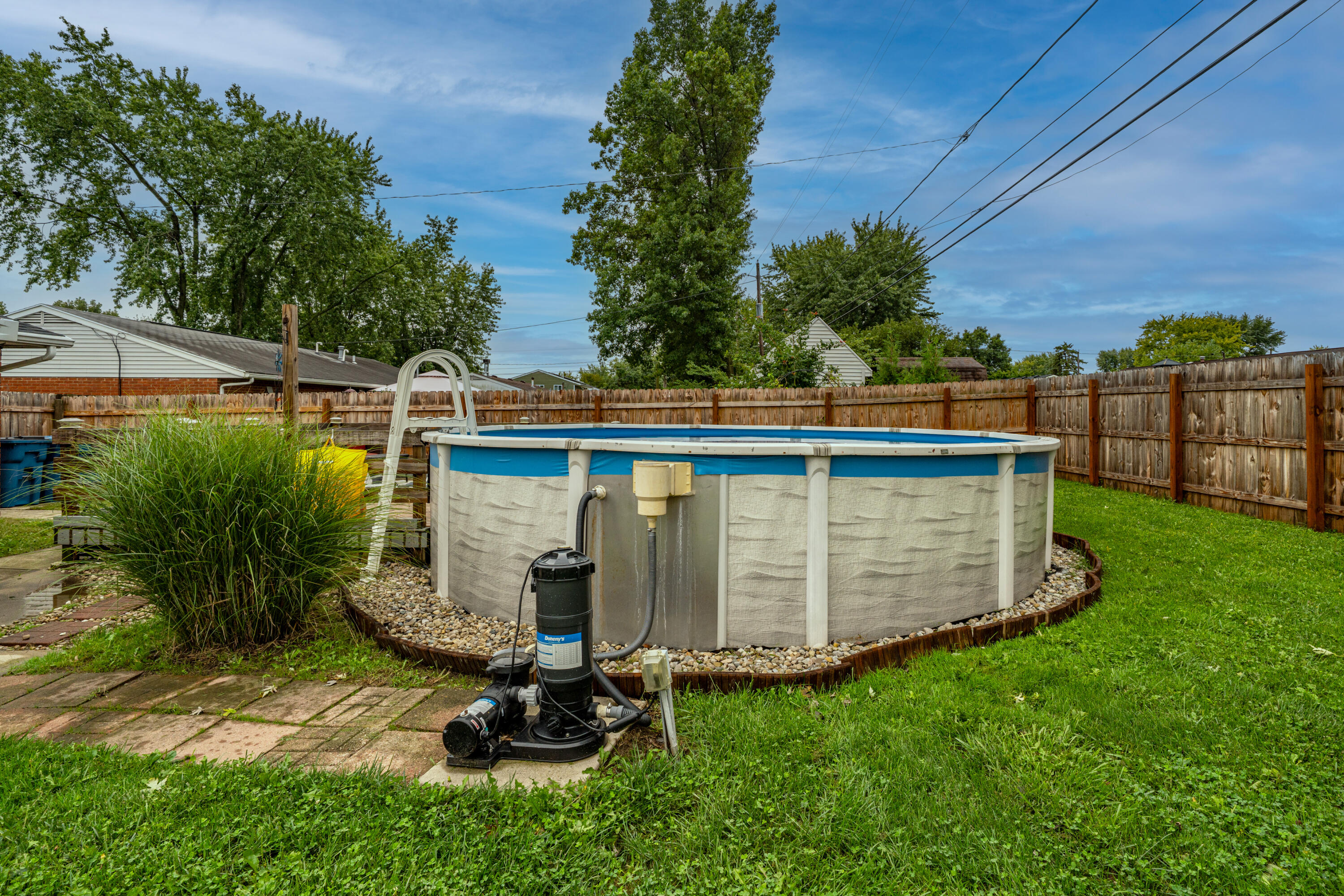 7701 Shepherdess, Huber Heights, Ohio 45424