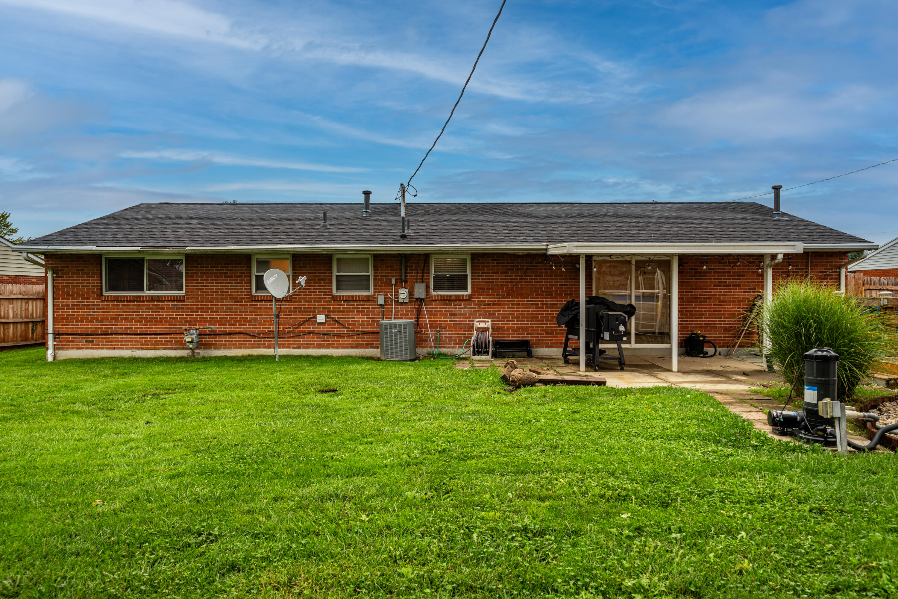 7701 Shepherdess, Huber Heights, Ohio 45424
