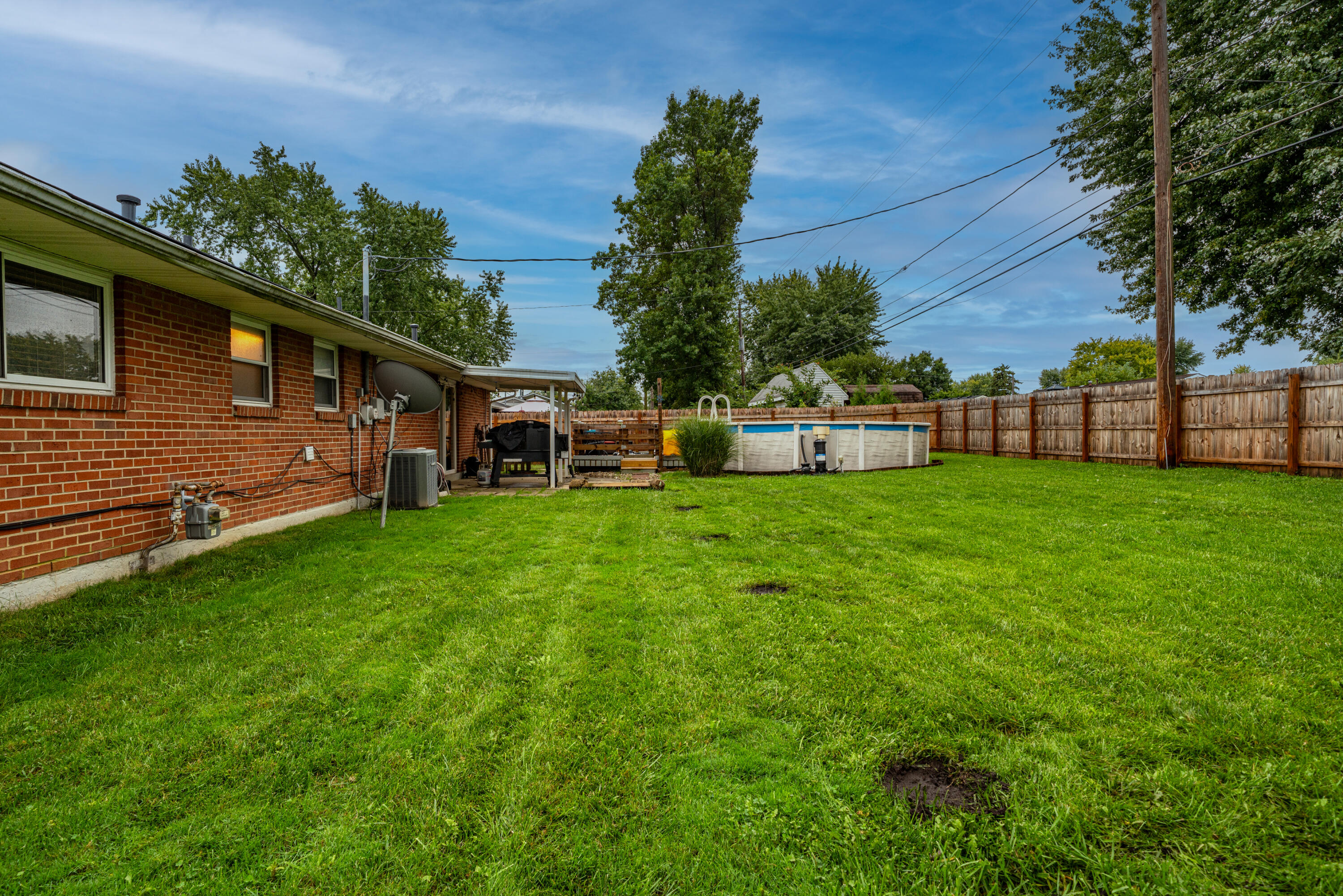 7701 Shepherdess, Huber Heights, Ohio 45424