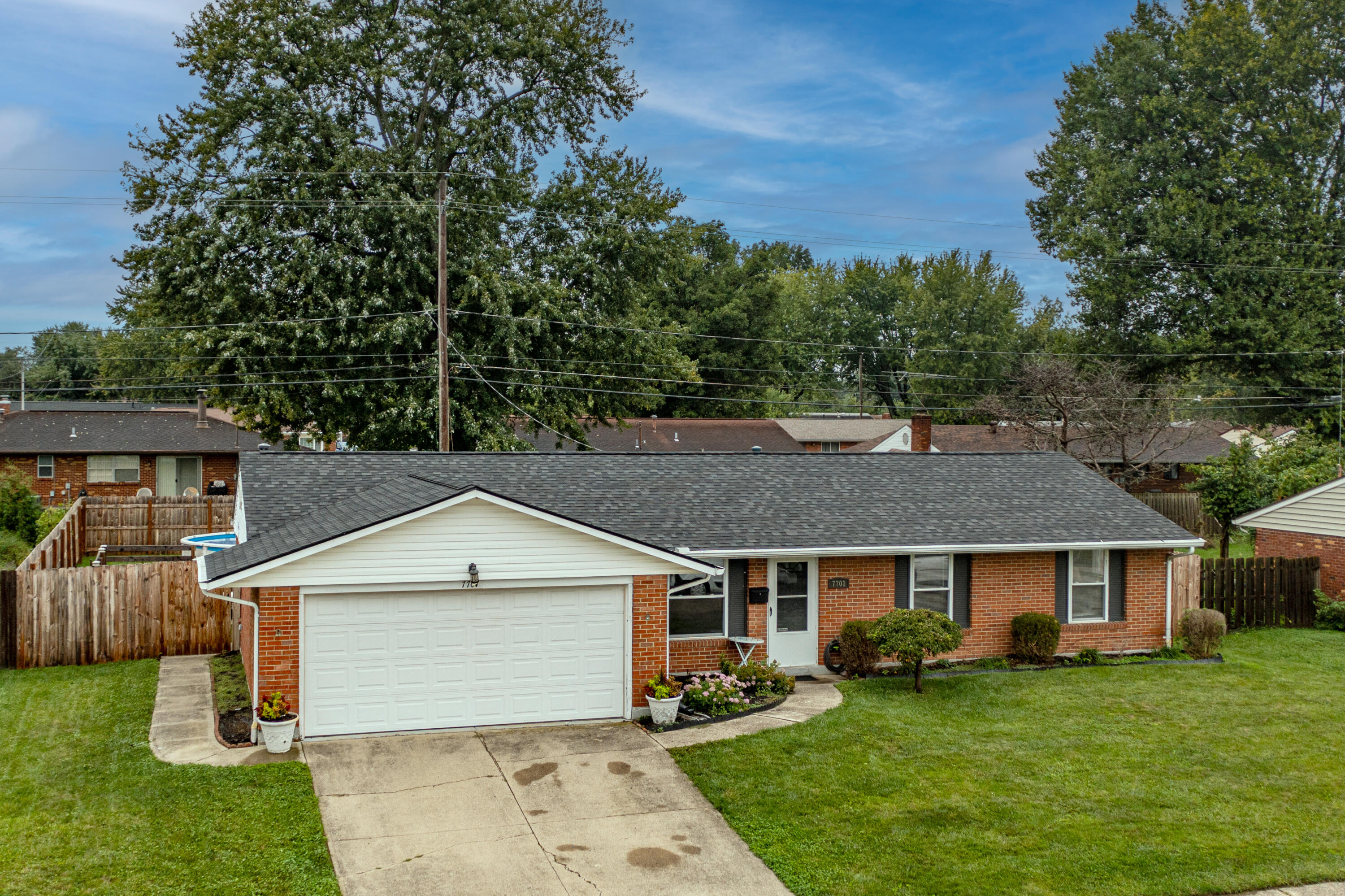 7701 Shepherdess, Huber Heights, Ohio 45424