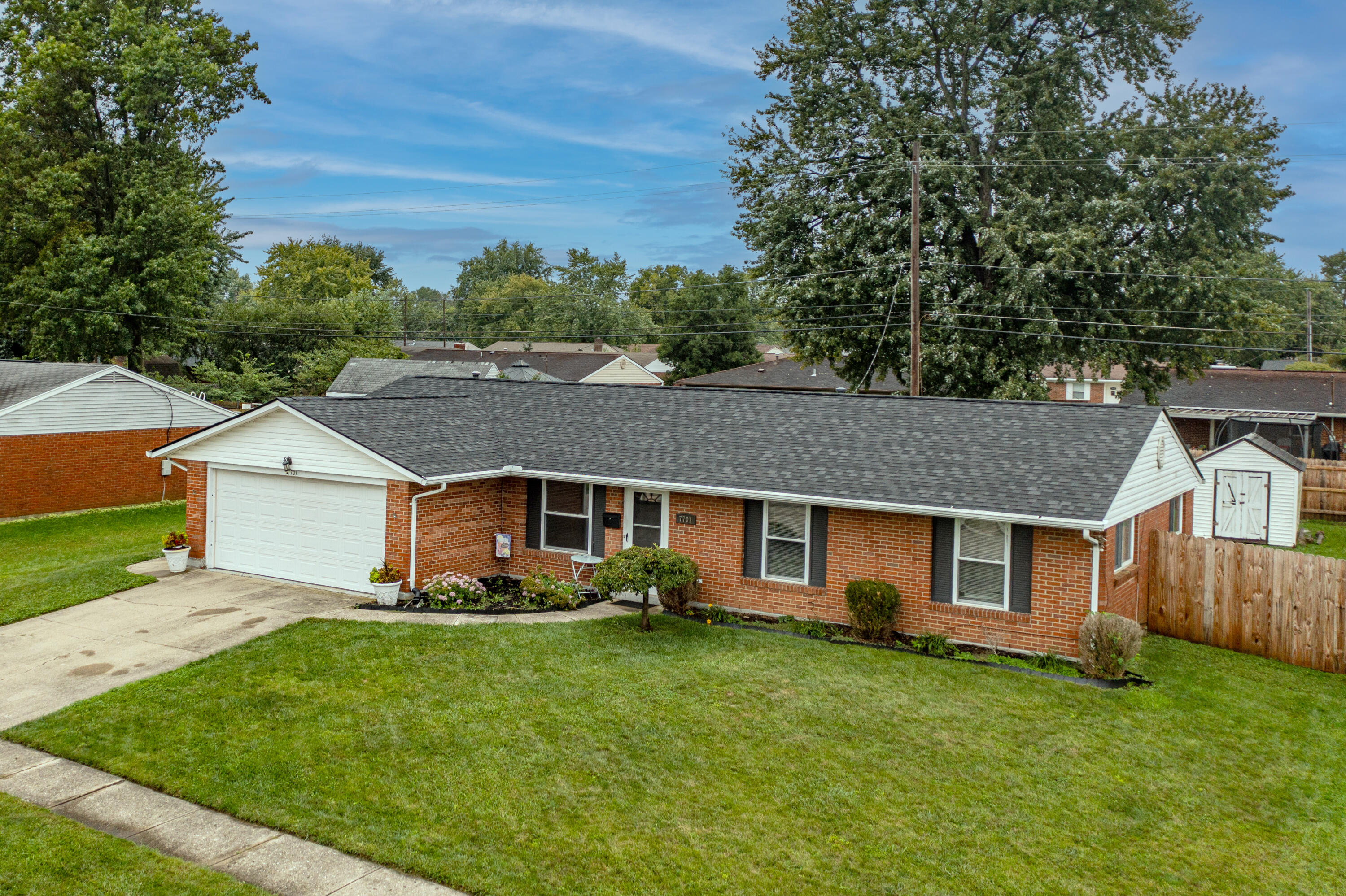7701 Shepherdess, Huber Heights, Ohio 45424