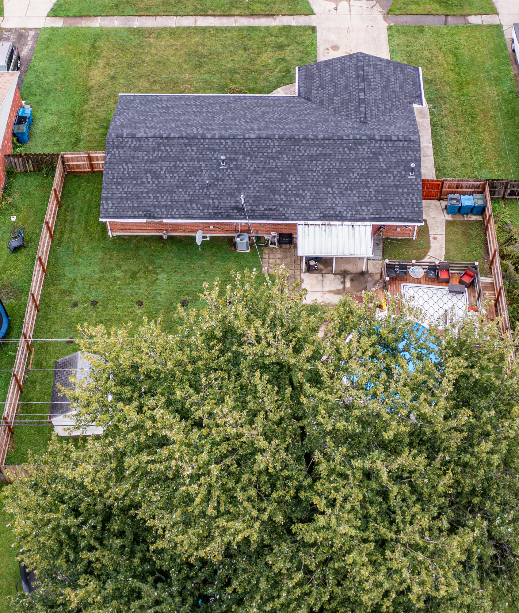 7701 Shepherdess, Huber Heights, Ohio 45424