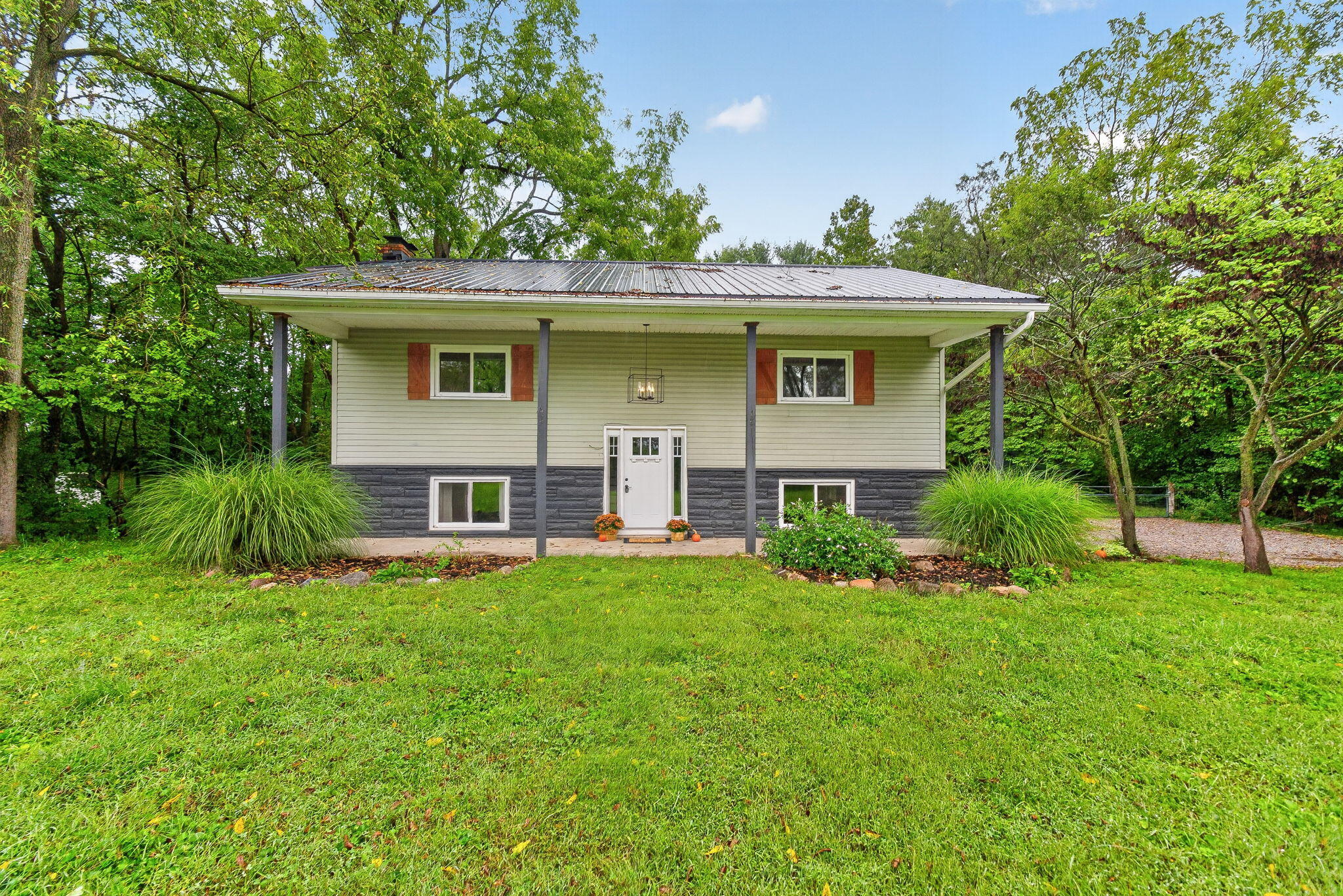 276 Dellinger, Urbana, Ohio 43078