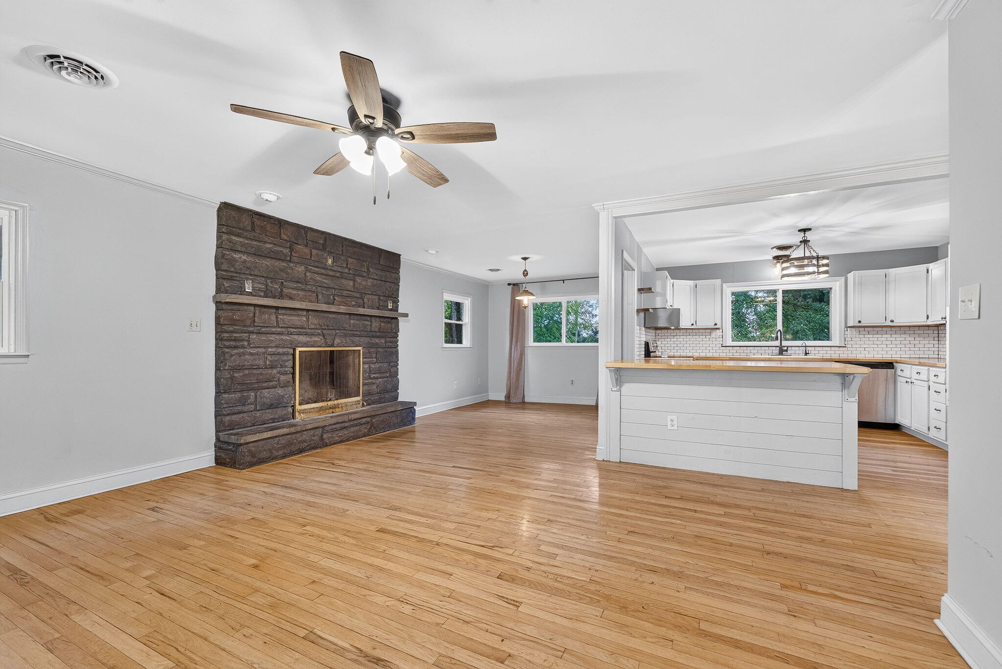 276 Dellinger, Urbana, Ohio 43078