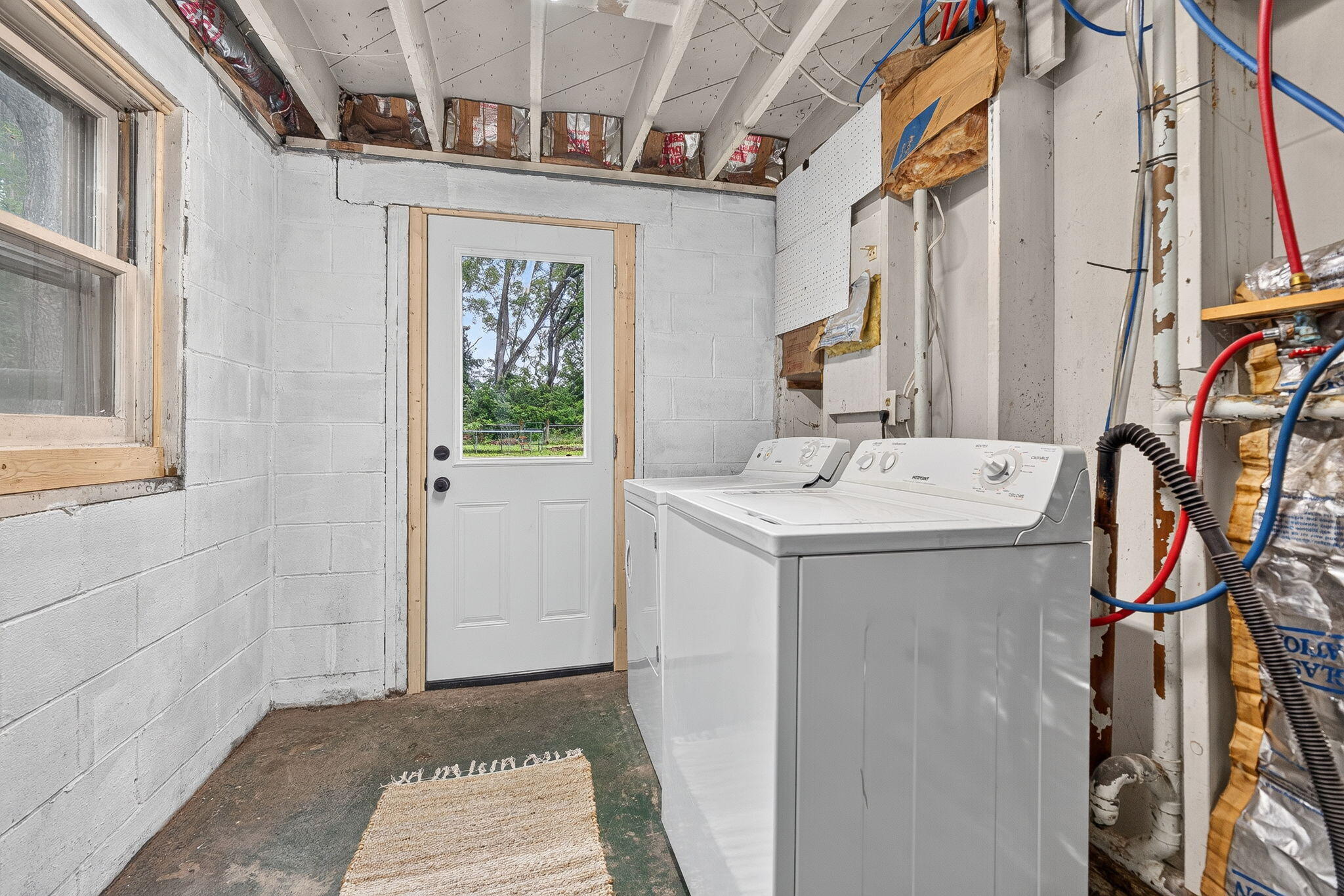 276 Dellinger, Urbana, Ohio 43078