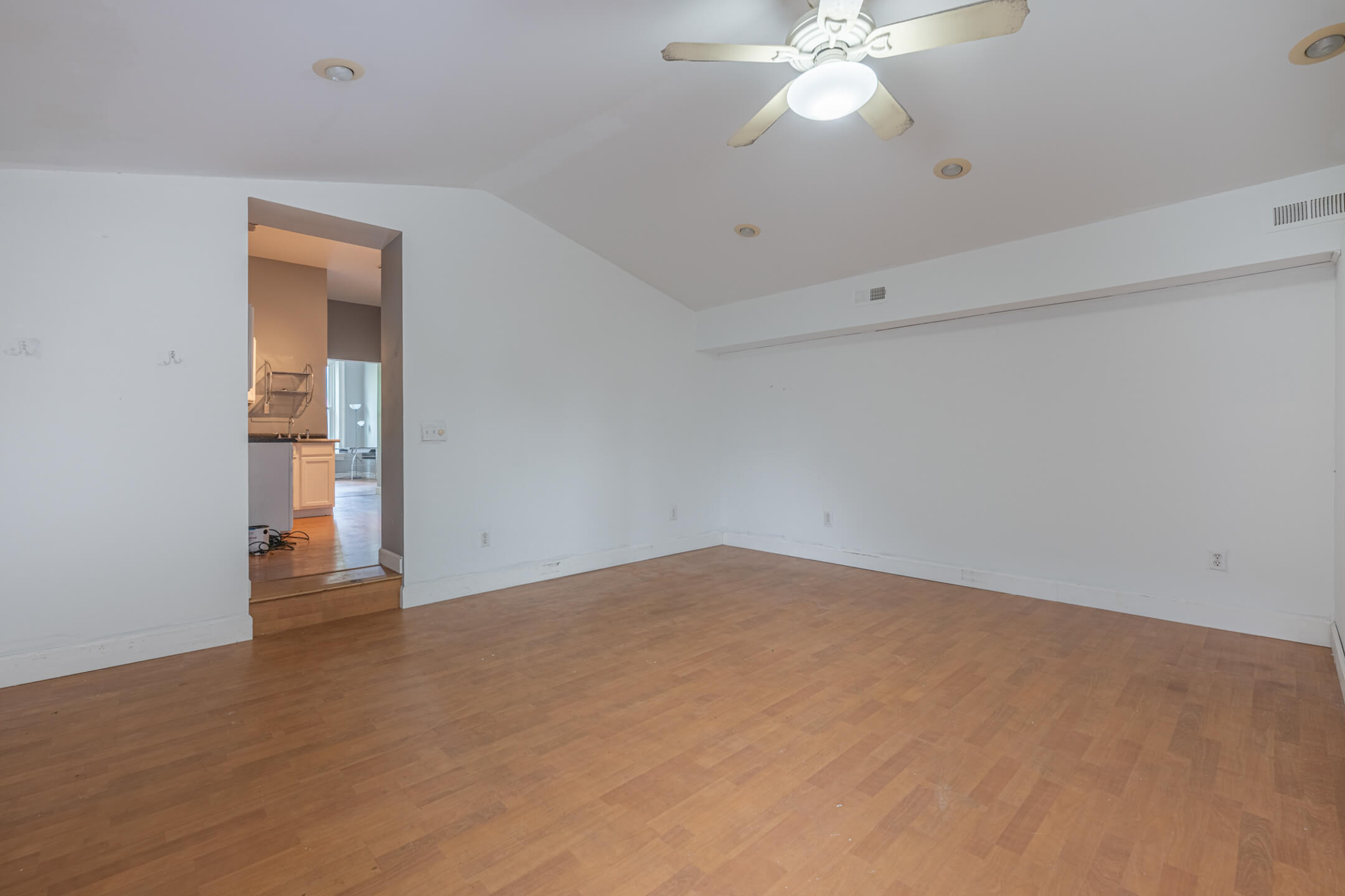 18 Market, Troy, Ohio 45373