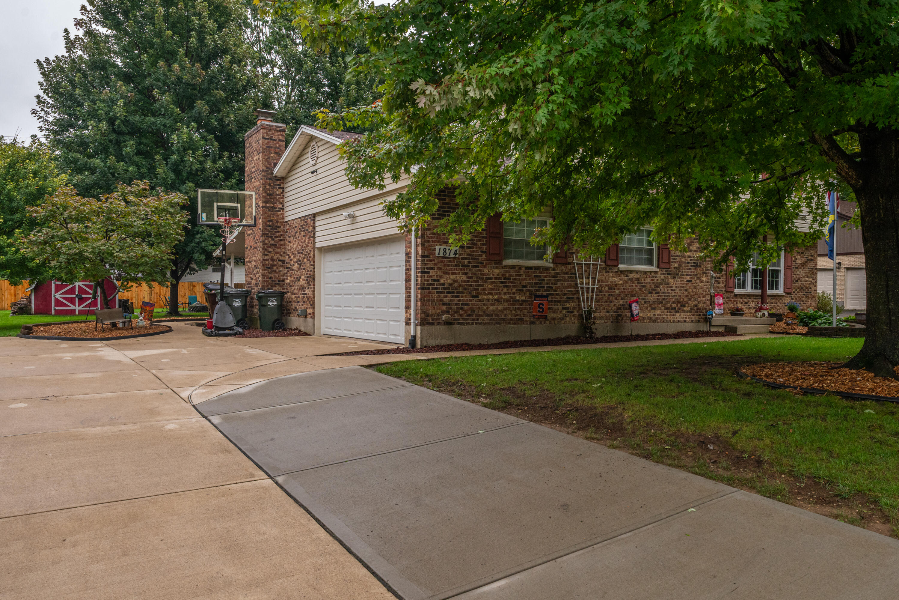 1874 Willowgreen, Beavercreek, Ohio 45432