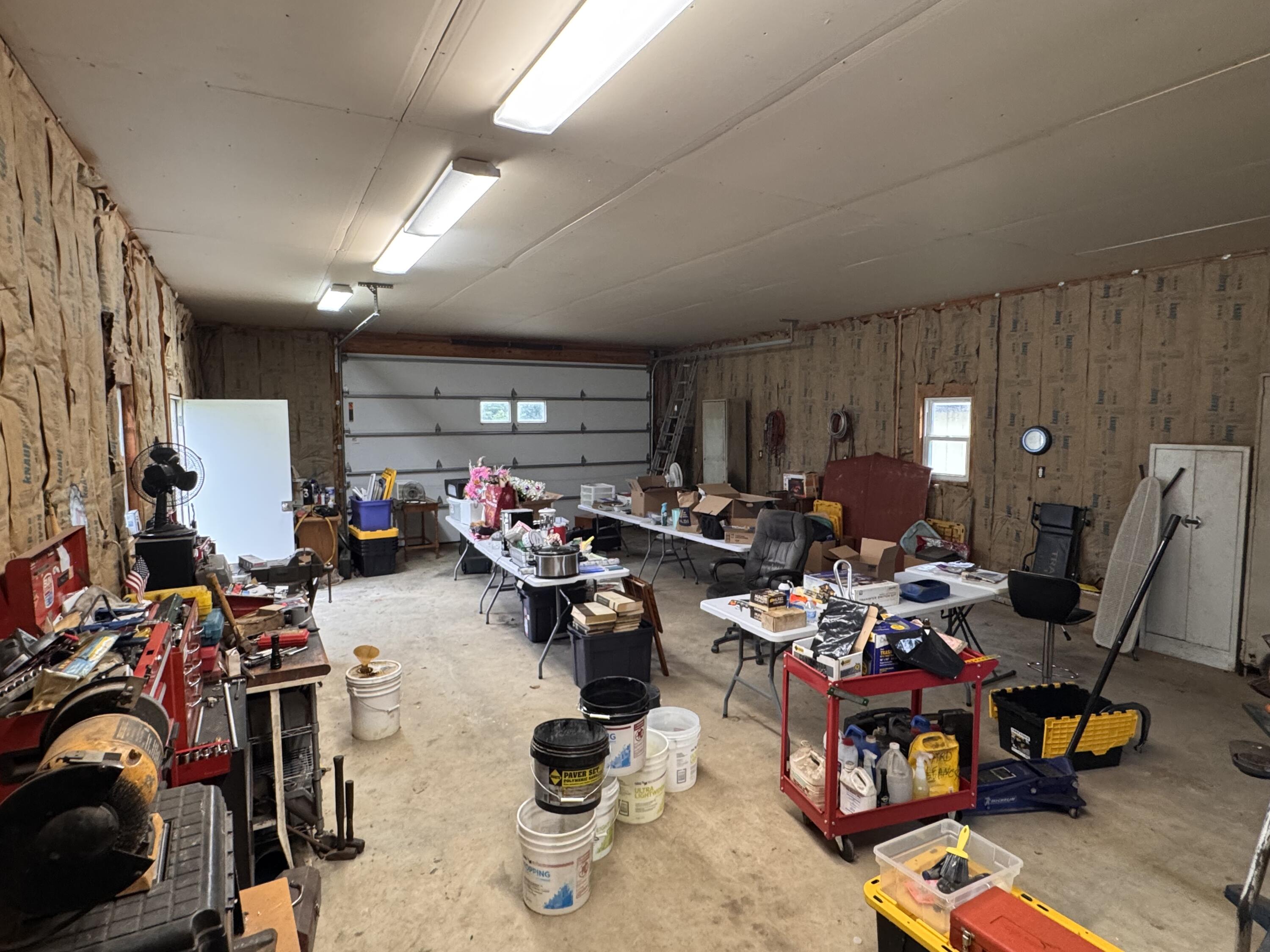 166 Ravenwood, Springfield, Ohio 45504