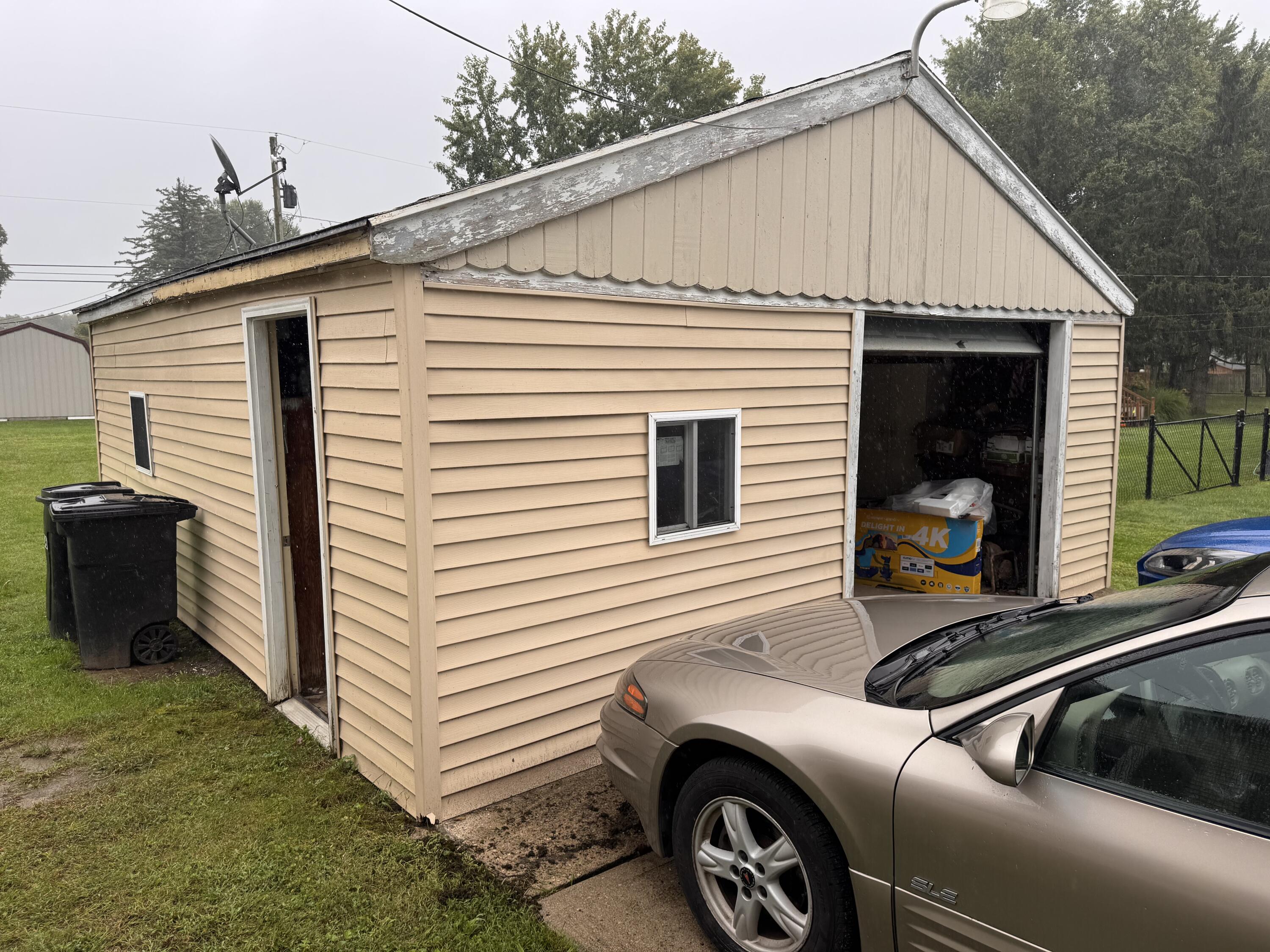 166 Ravenwood, Springfield, Ohio 45504
