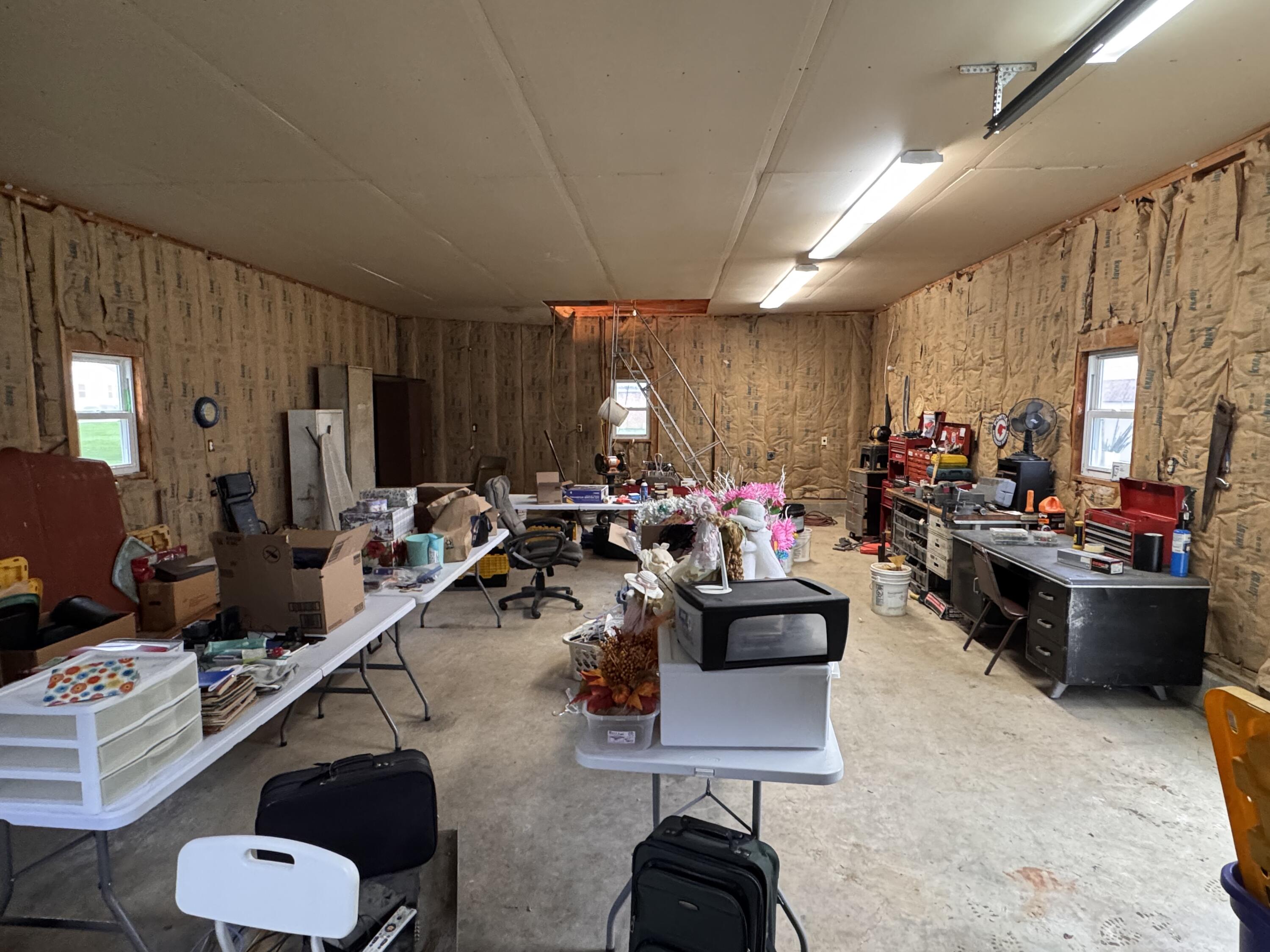 166 Ravenwood, Springfield, Ohio 45504