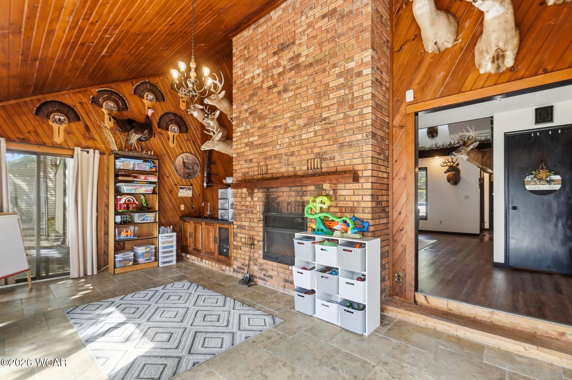 2825 Shadowood Drive, Lima, Ohio