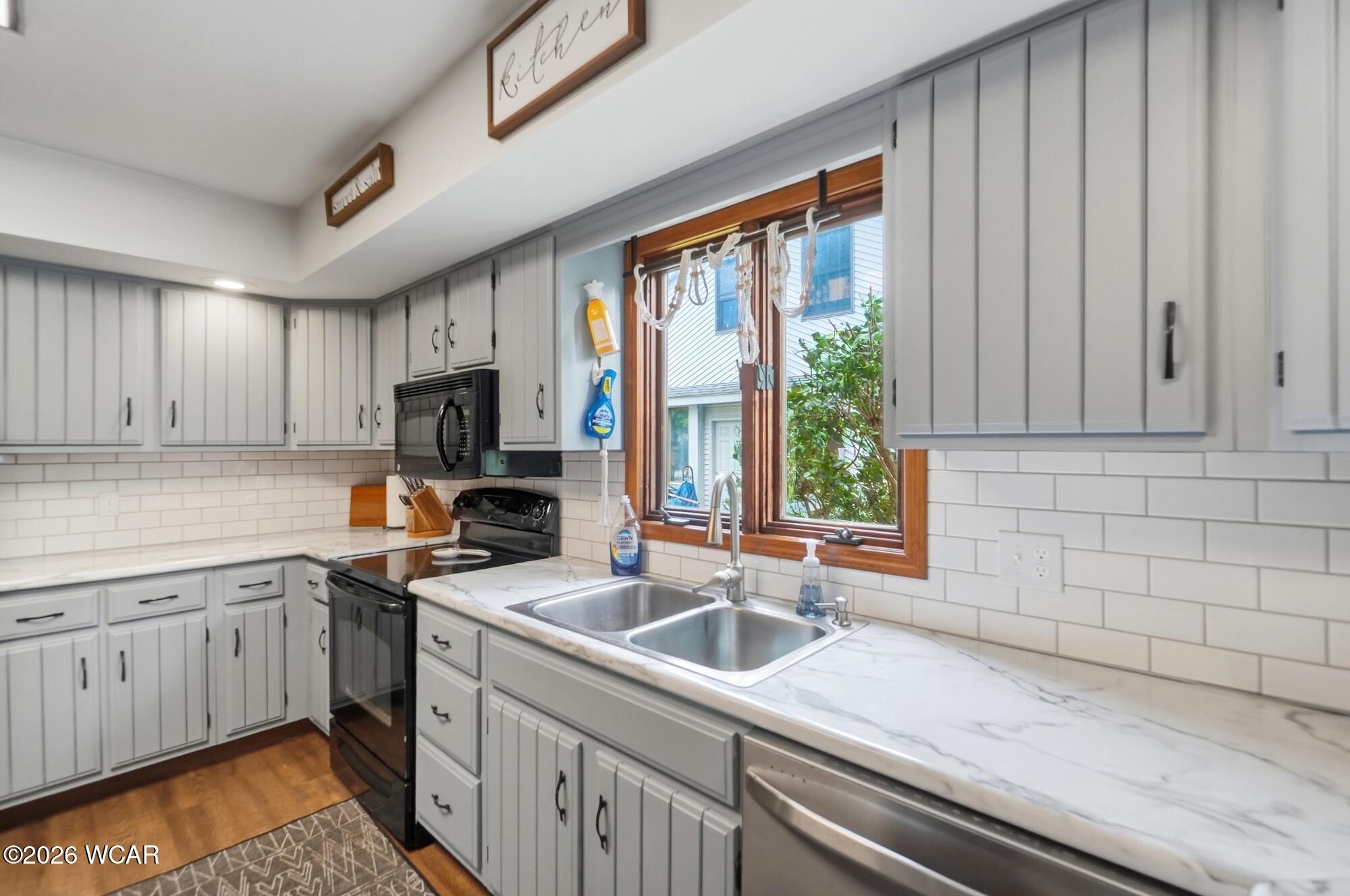 2825 Shadowood Drive, Lima, Ohio