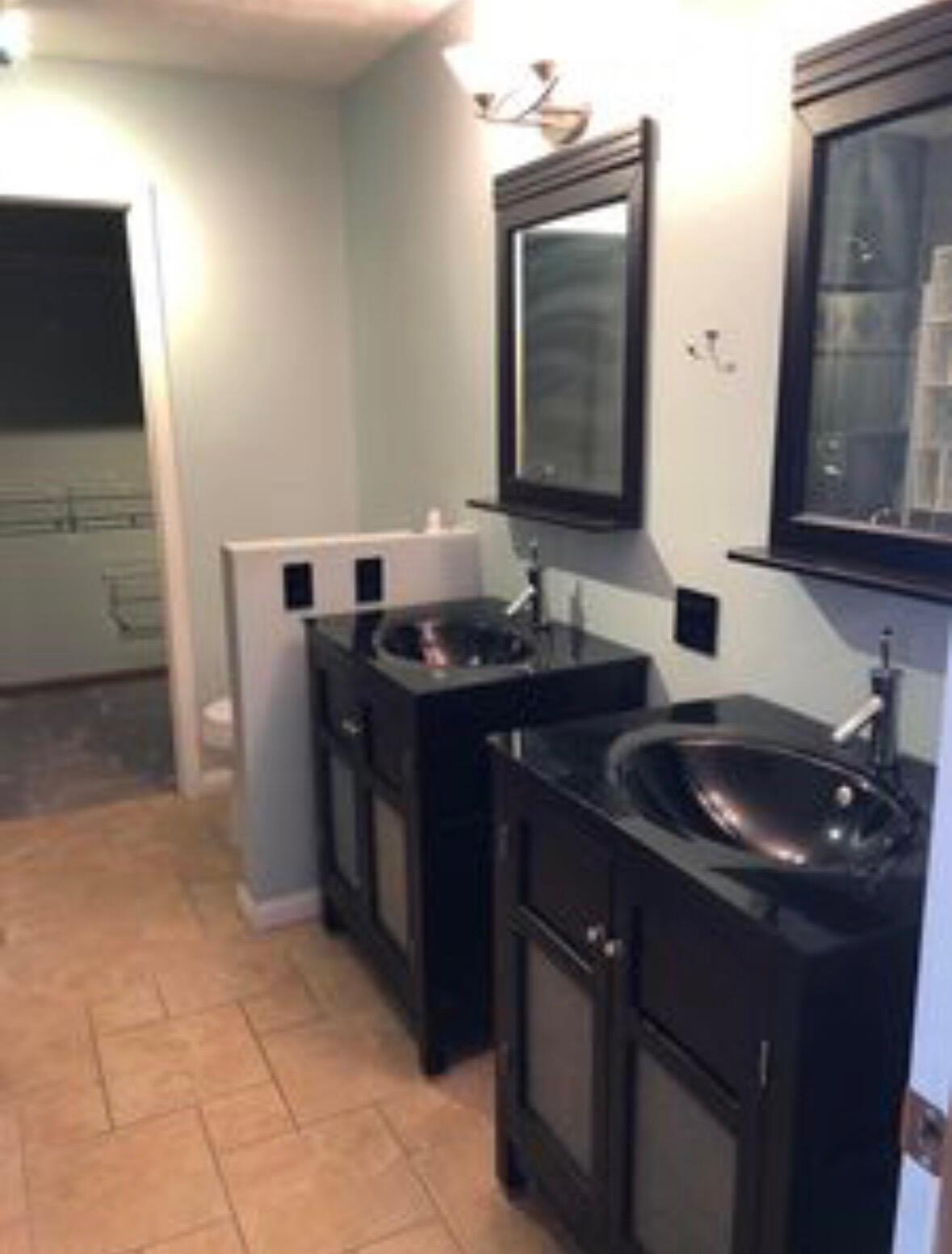 1065 Margate, London, Ohio 43140