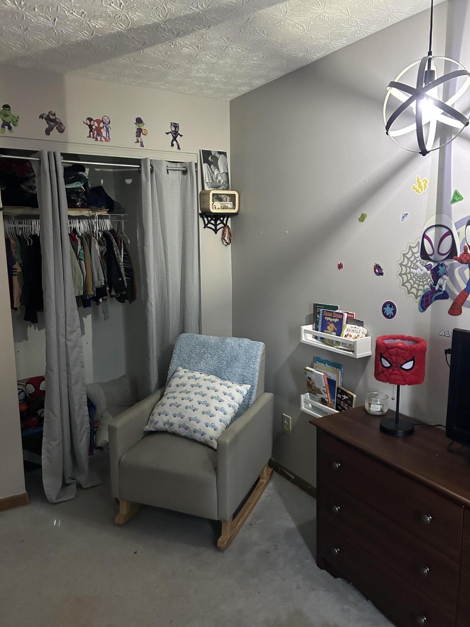 1065 Margate, London, Ohio 43140