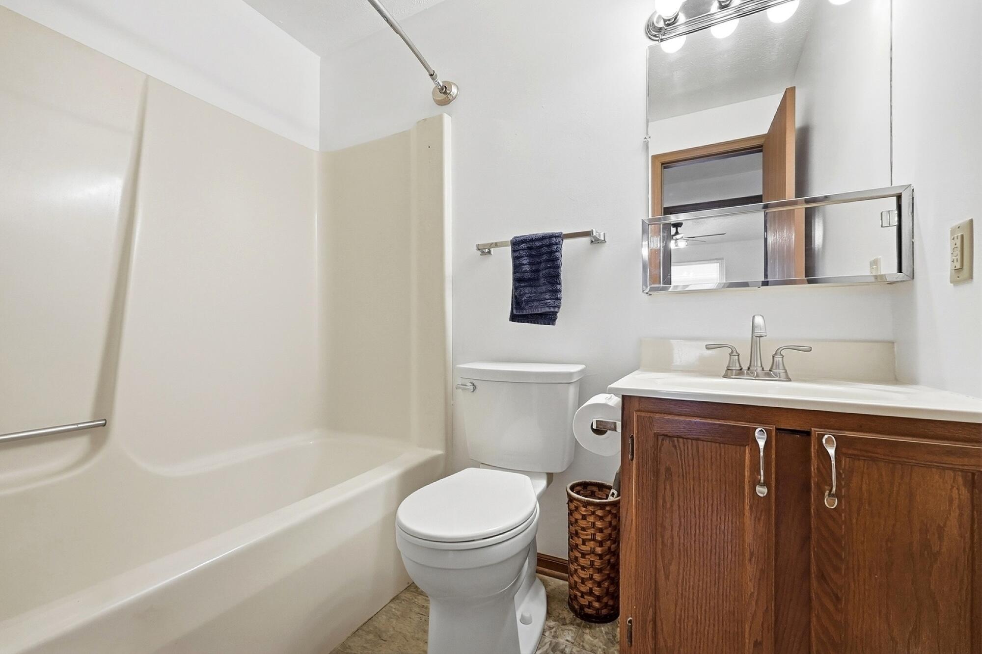 1035 Cheyenne, Springfield, Ohio 45503