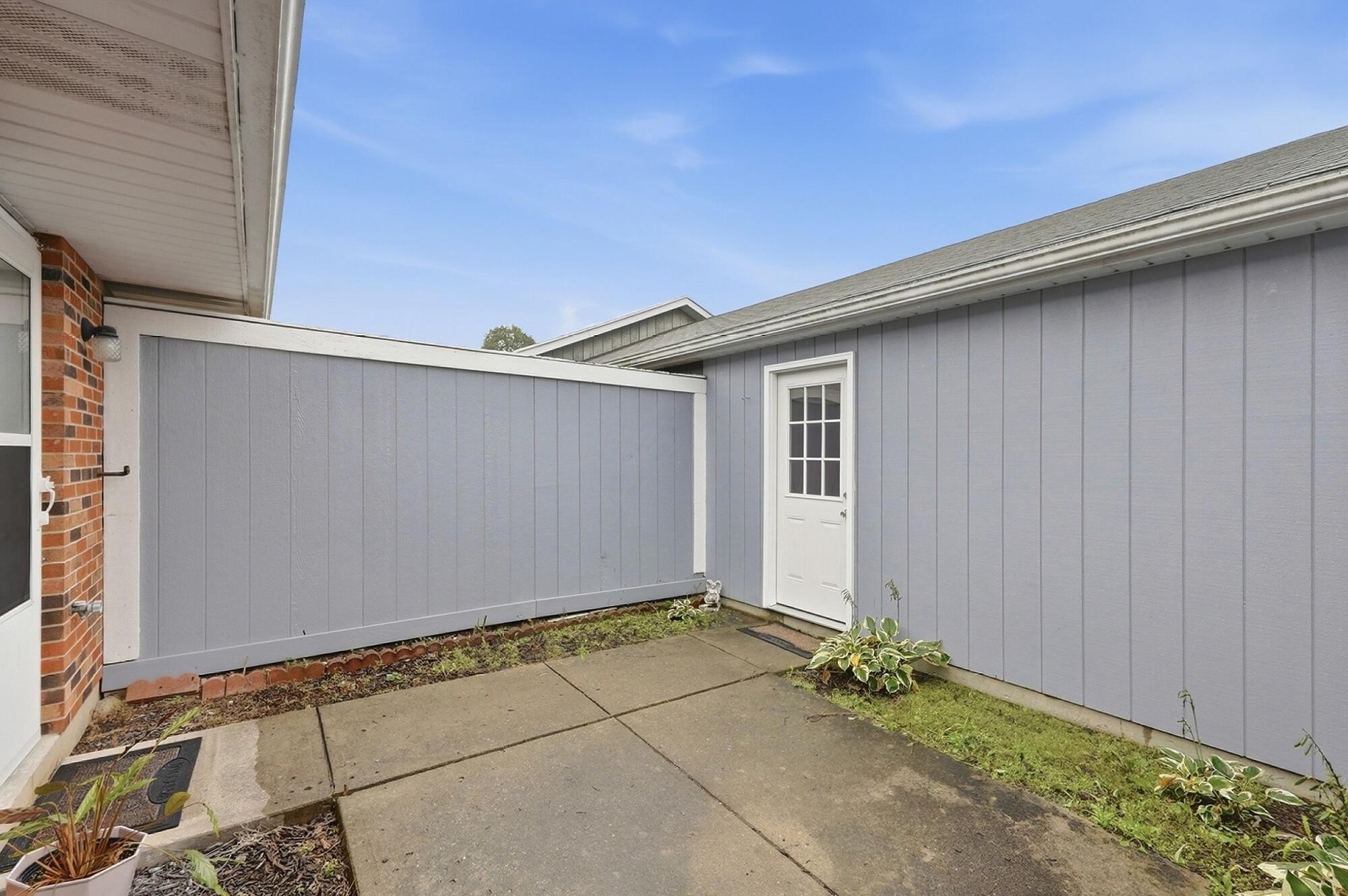 1035 Cheyenne, Springfield, Ohio 45503