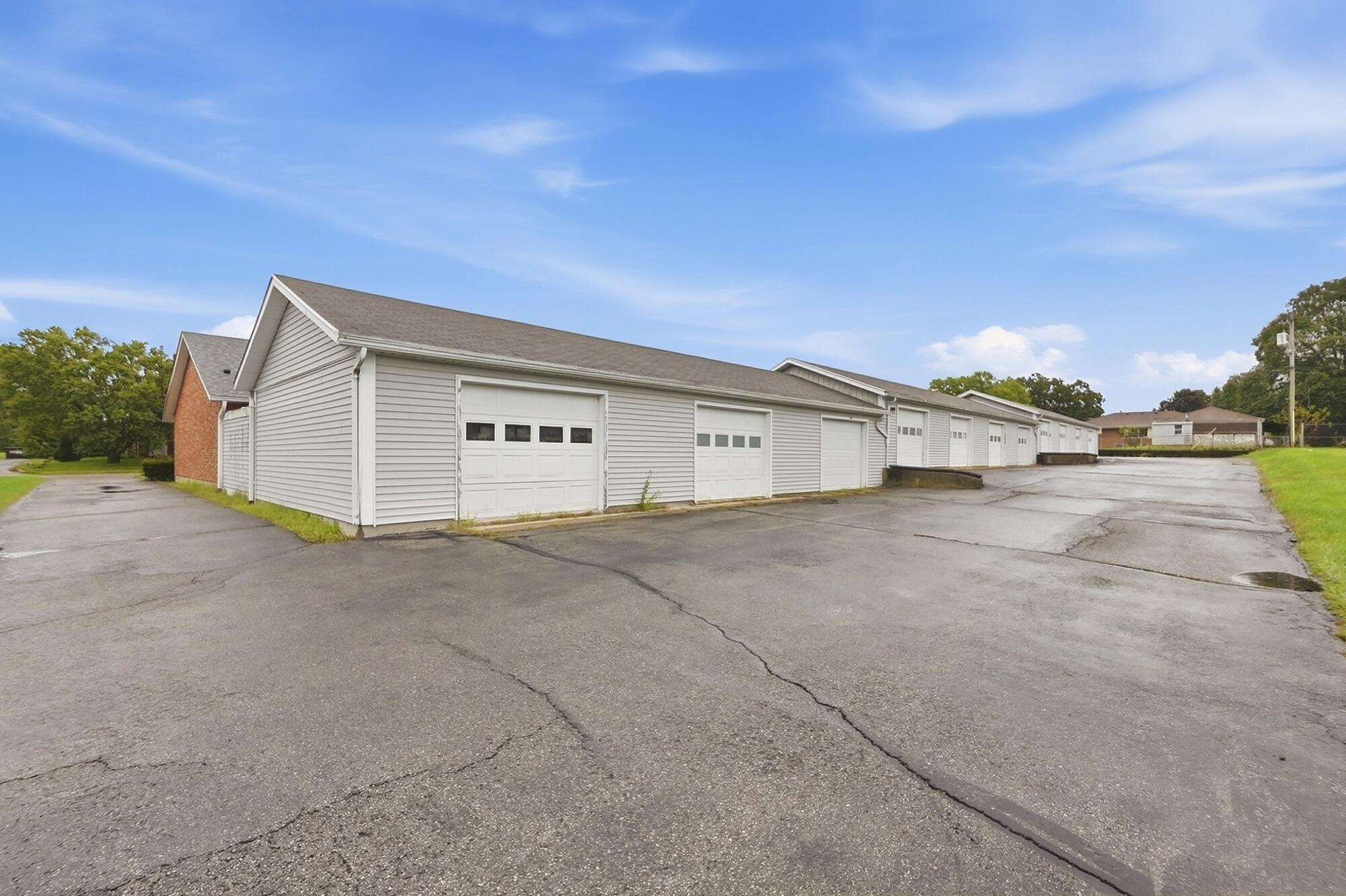 1035 Cheyenne, Springfield, Ohio 45503