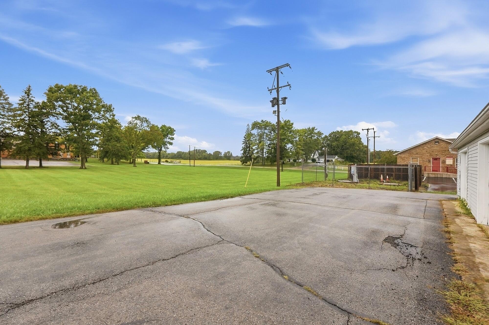 1035 Cheyenne, Springfield, Ohio 45503