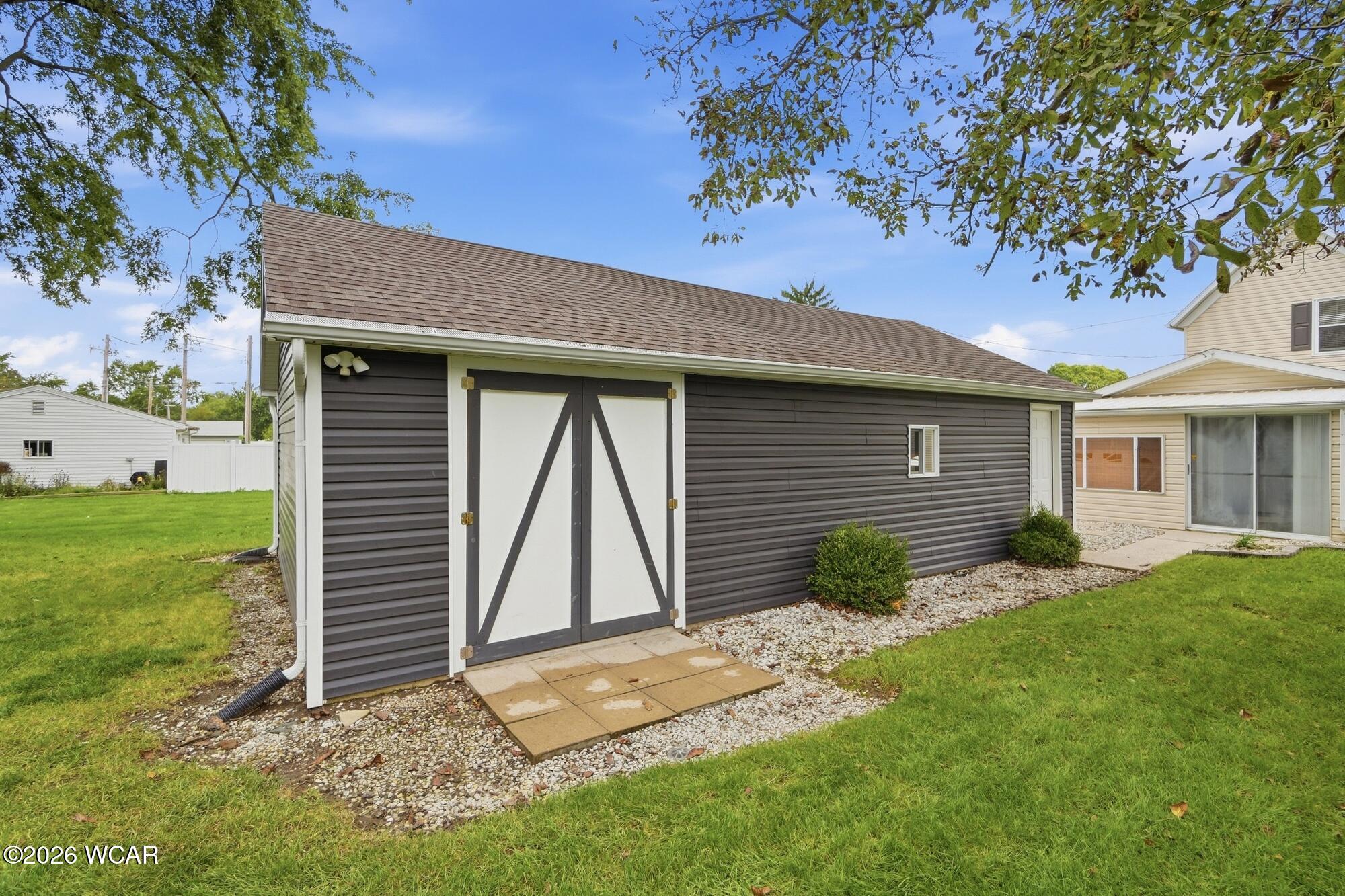 605 Dearbaugh Avenue, Wapakoneta, Ohio