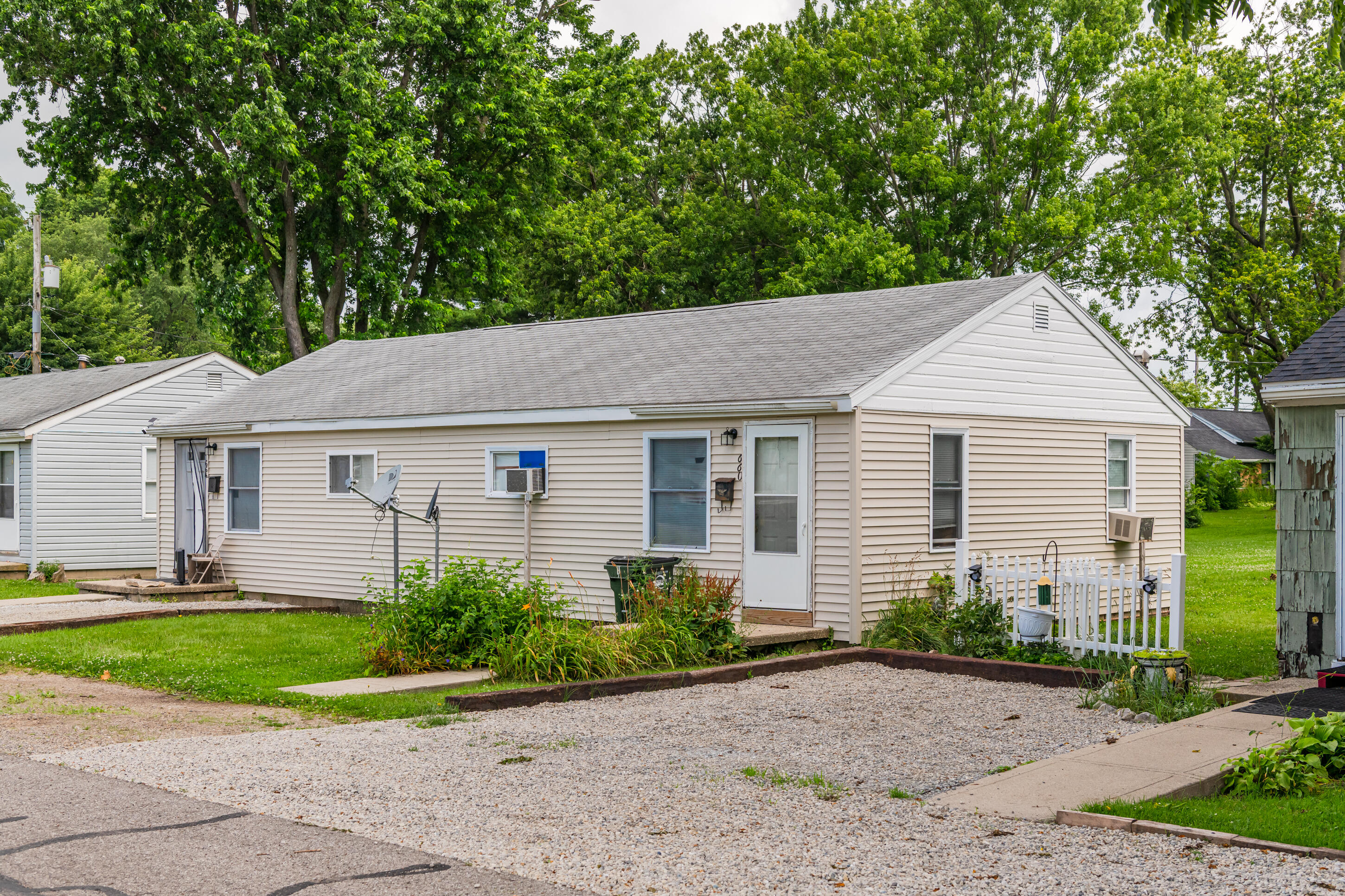 620-672 Hagenbuch, Urbana, Ohio 43078